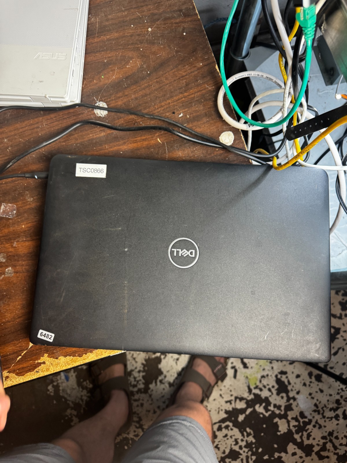 Dell Latitude 3500 Core I7-8565U 8GB RAM Laptop for Parts/Repair #6482