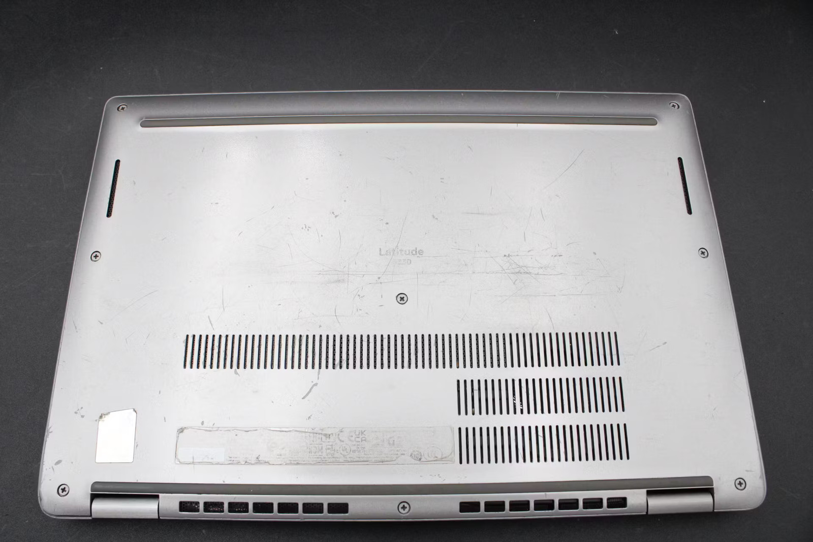 Dell Latitude 5330 Used 13.2″ (i5-1245U-16GB-256GB NVMe)