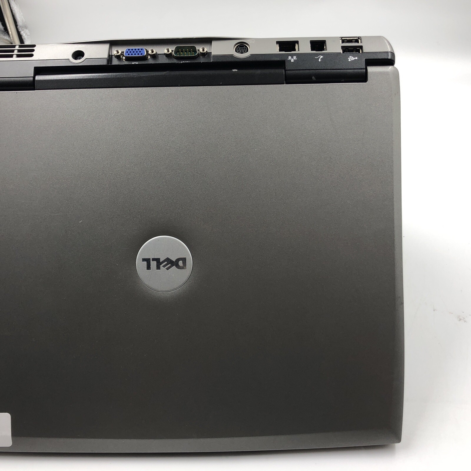 Dell Latitude D520 Laptop Intel Core 2 Duo 1.66 1GB NO HDD/OS Bad Battery (PART)