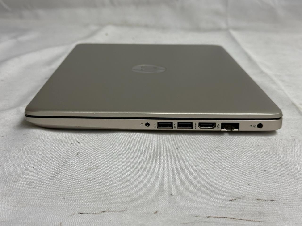HP Laptop 14-cf0xxx 4GB RAM, i3-7100U, 2.40GHz, 128GB SSD Windows 11