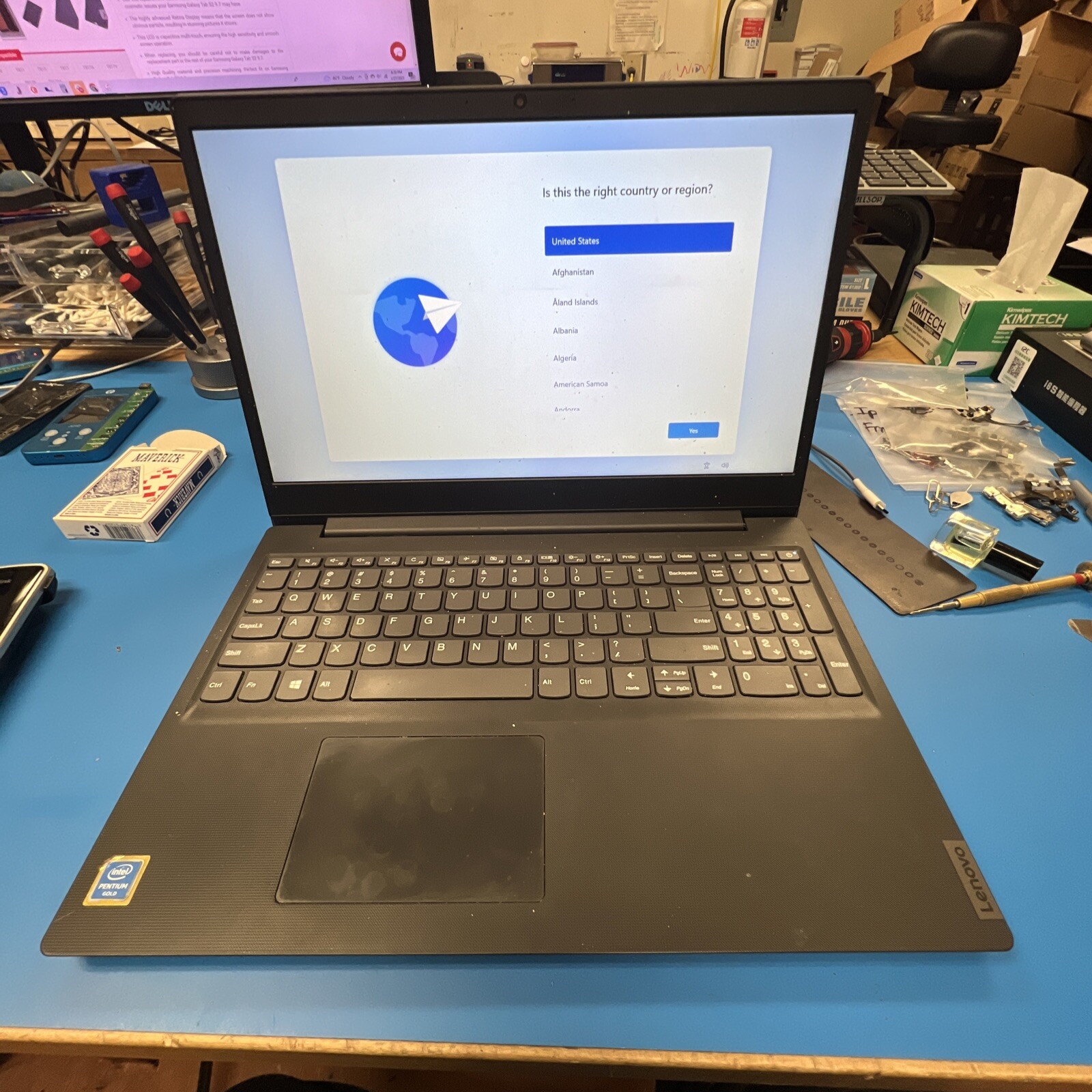 Lenovo IdeaPad S145-15IWL 15.6″ Pentium 5405U 2.3GHz 4GB RAM 500GB HDD