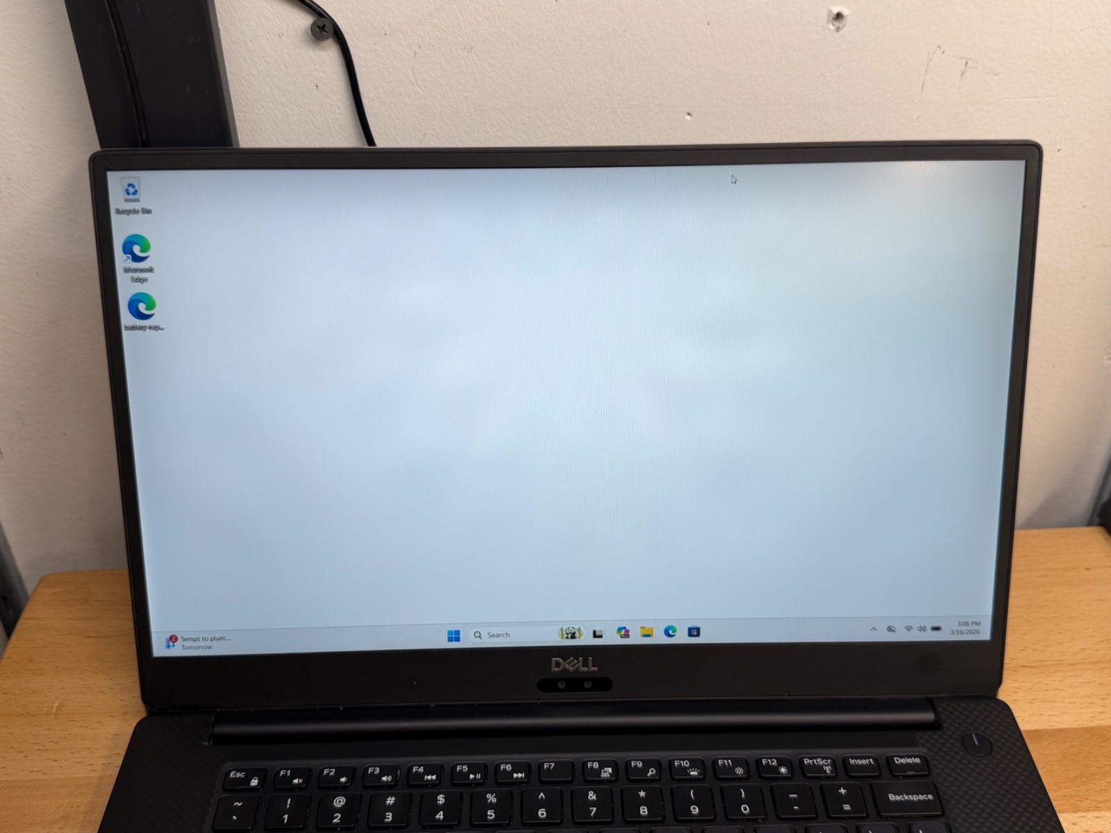 Dell Precision 5540 15.6″ Laptop: Intel Core i5-9400H, 16GB RAM, 256GB SSD GUC