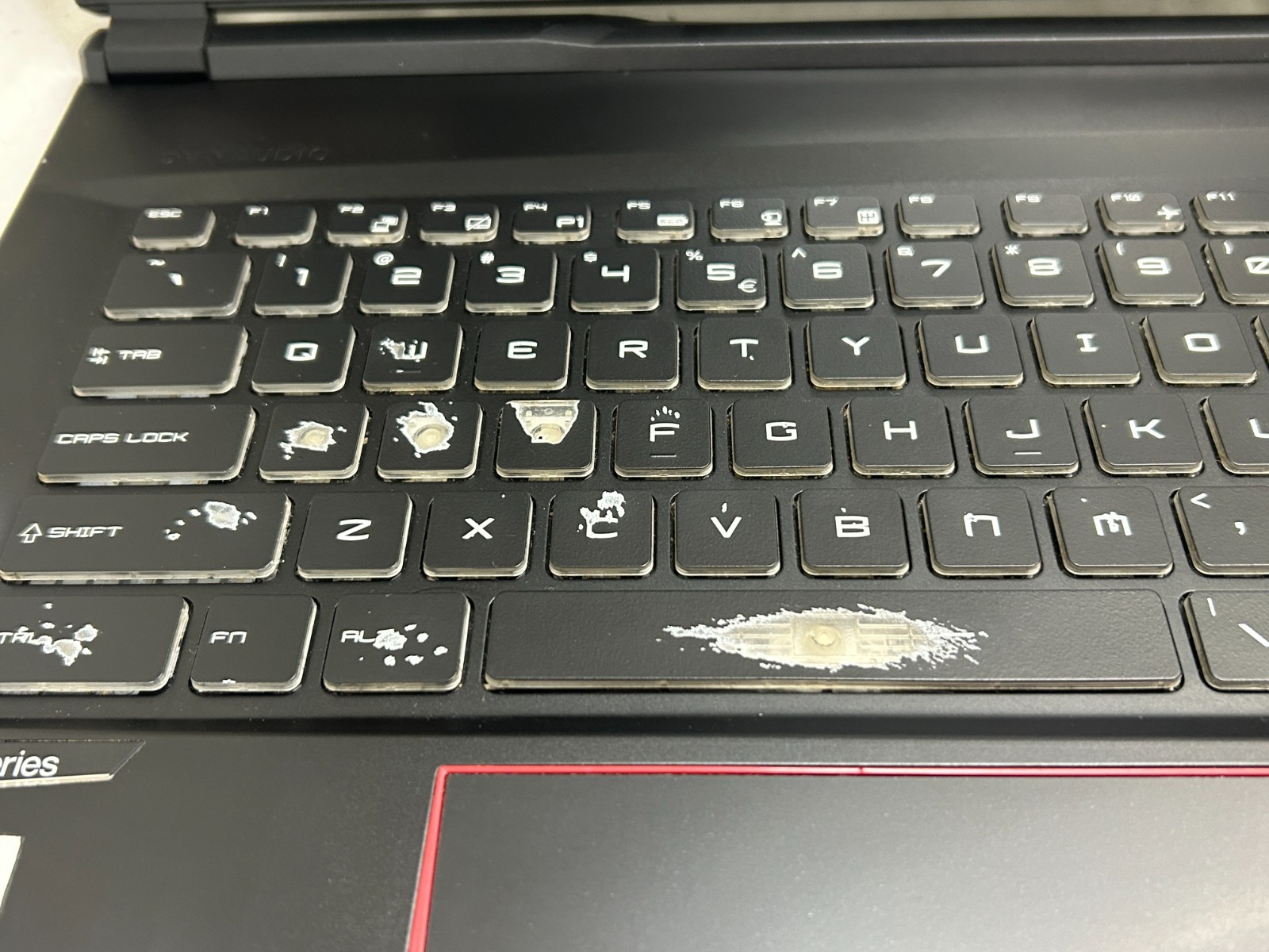 MSI GE75 Raider Intel Core i9 3.1GHz 32GB RAM 1TB SSD !READ! LPT-202