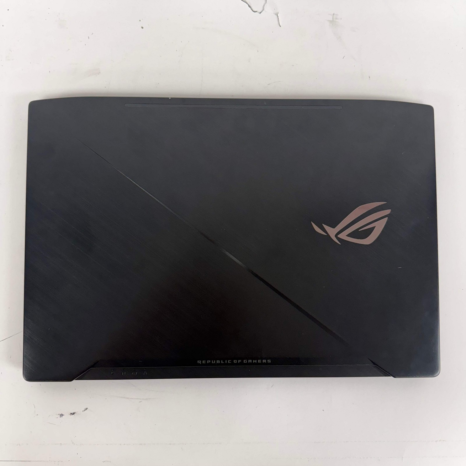 Asus ROG Strix GL503V 15.6″ i7-7700HQ 2.8GHz 16GB RAM 1TB SSD GeForce GTX 1050