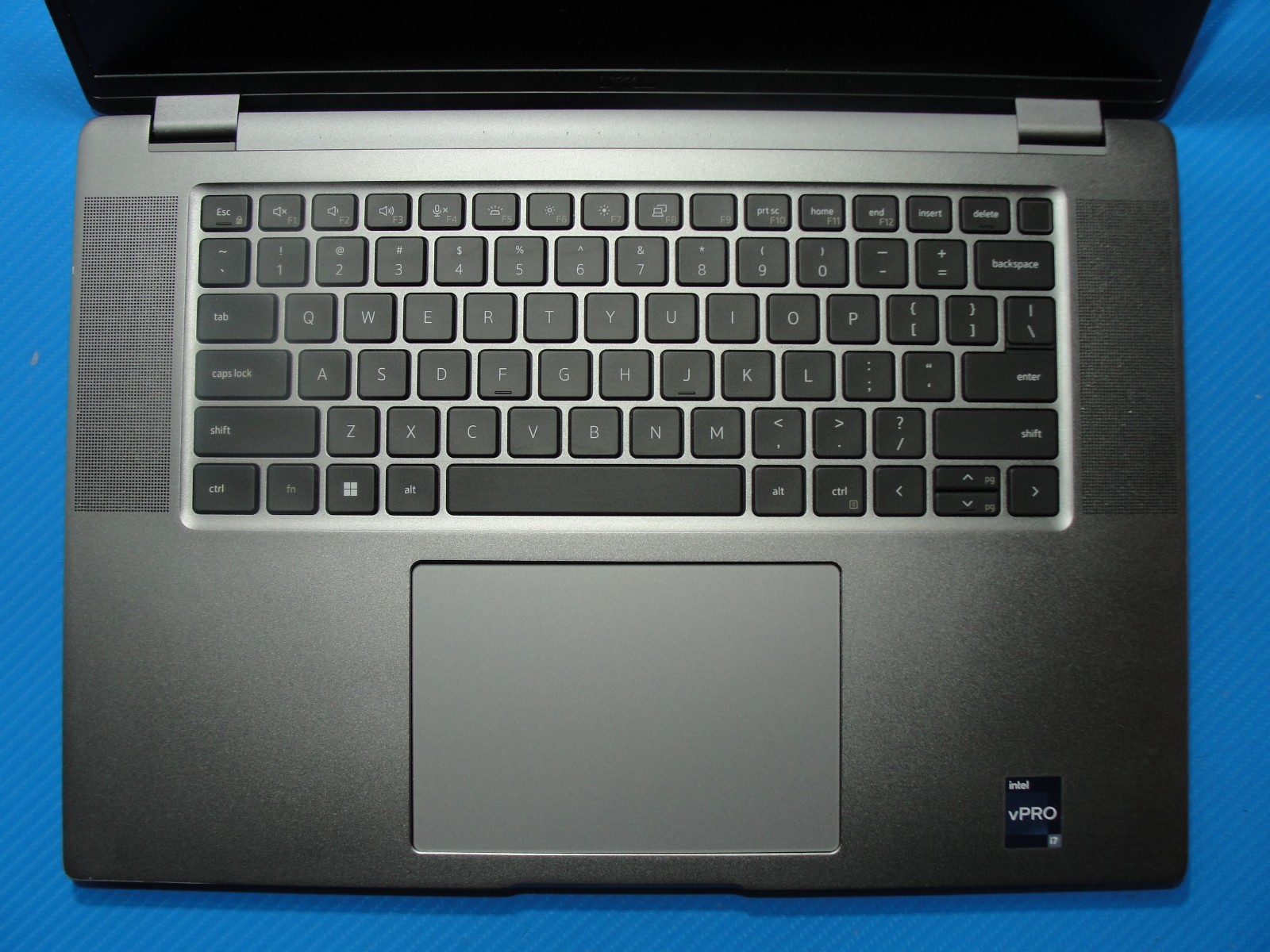 Dell Latitude 7640 16″WUXGA Core i7-1365U 32GB RAM 512GB SSD +Charger War 11/26