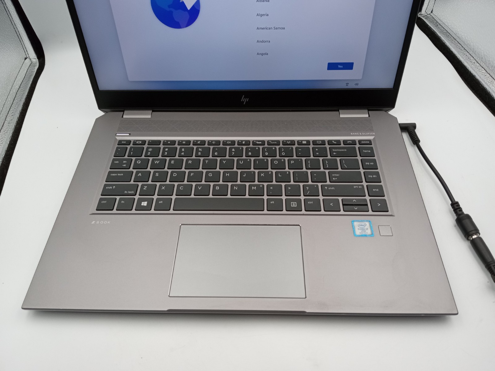 HP ZBook Studio G5 15″ i7-8850H 4GB RAM 128GB SSD Win11 – NO BATTERY – READ -RR