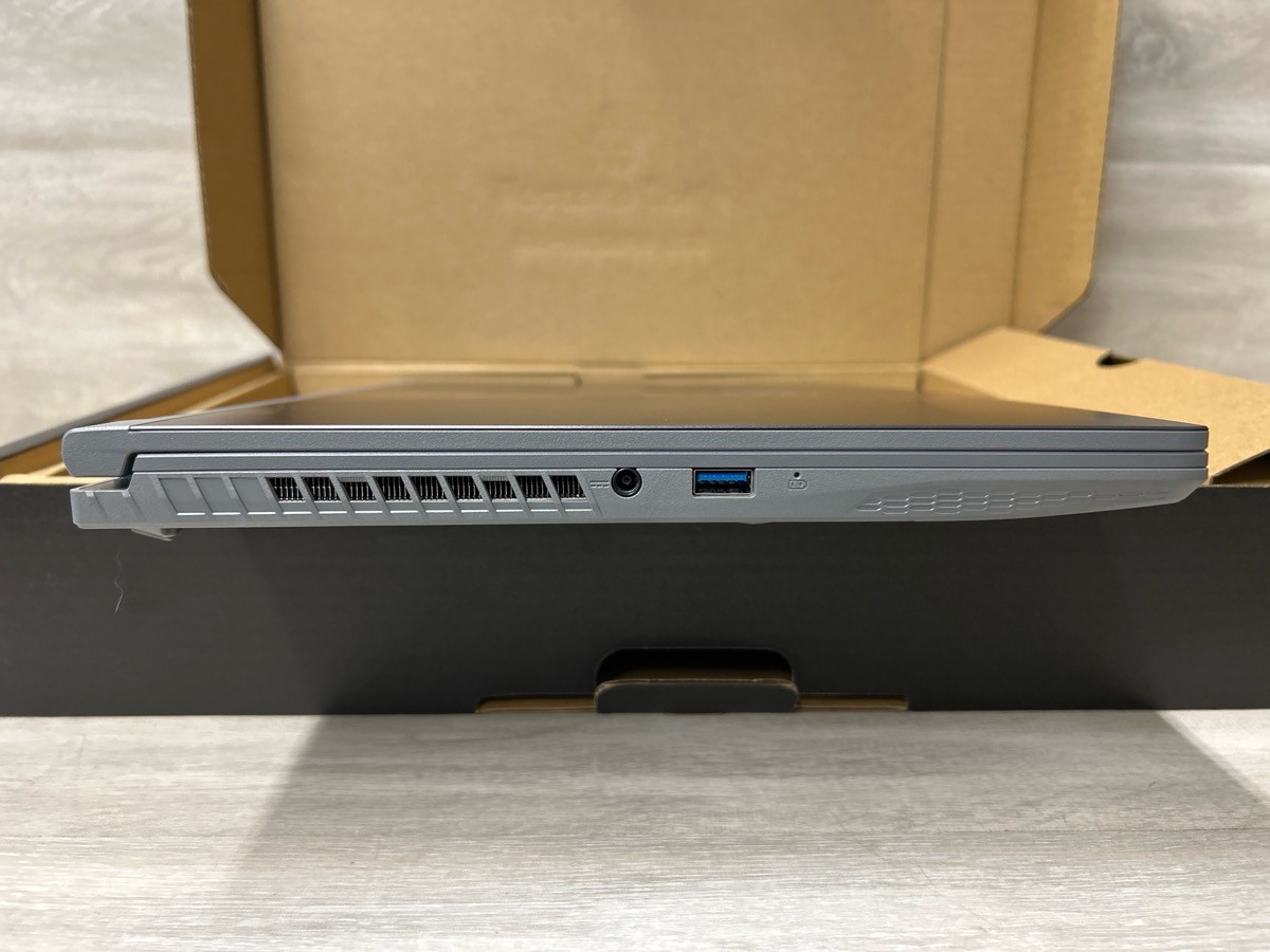 MSI Thin 15 B13VE 15.6″ i5-13420H RTX 4050 16GB 512GB Laptop (PO1023540)