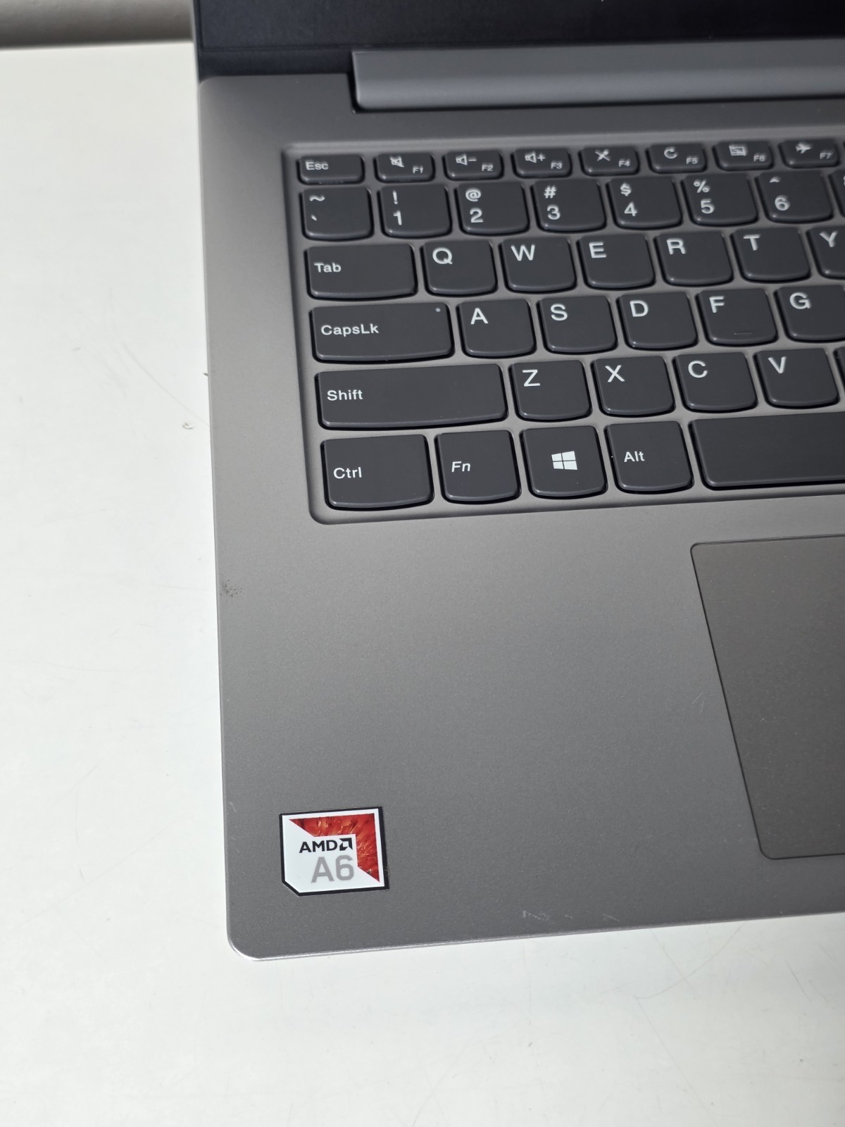 Lenovo IdeaPad Slim 1-14AST-05, AMD A6-9220e @1.60Ghz, 4GB RAM, 64GB SSD, W10