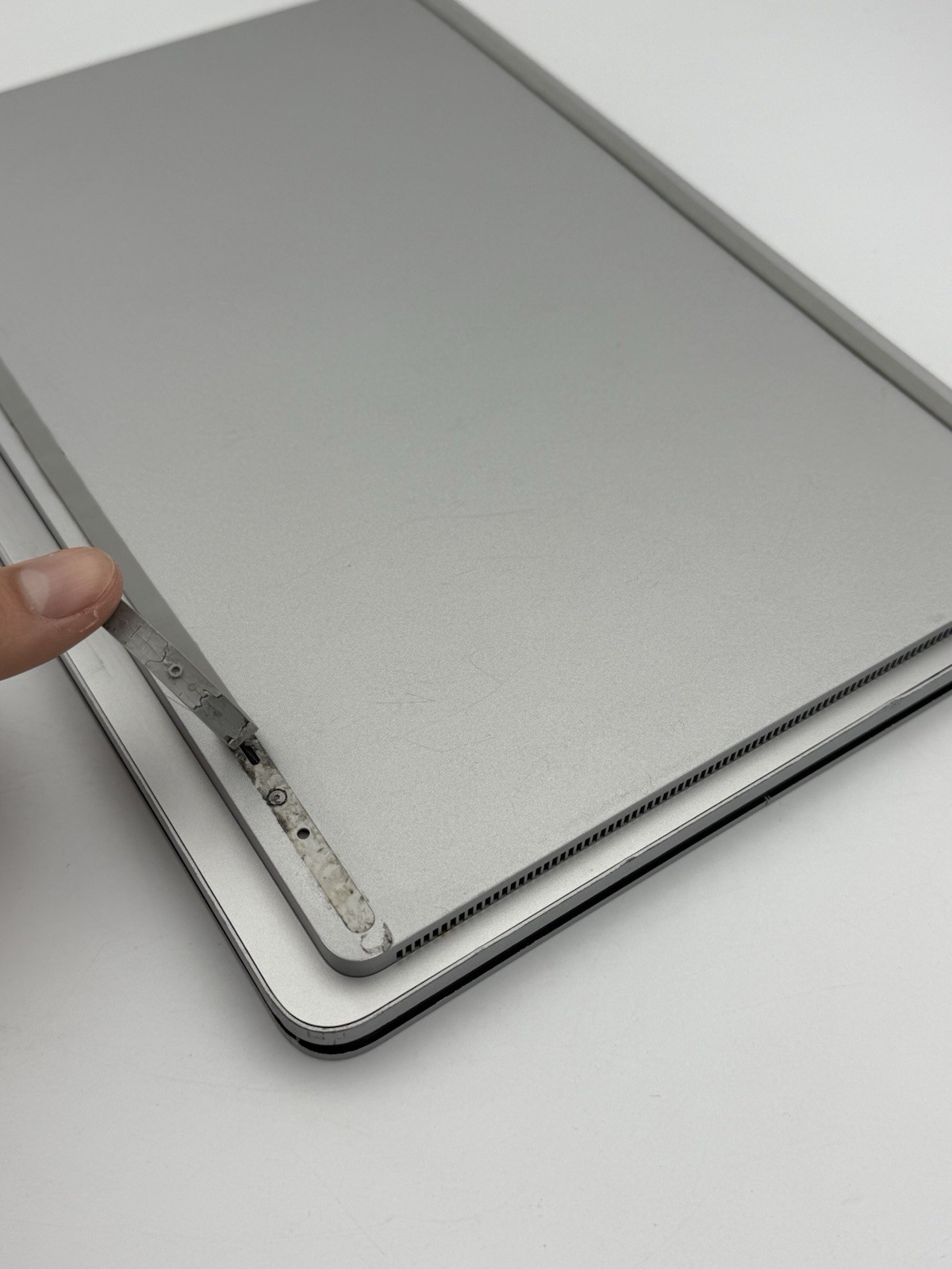 Microsoft Surface Laptop Studio 14.4” – i5 11th Gen | 16GB RAM | 256GB SSD – 22C