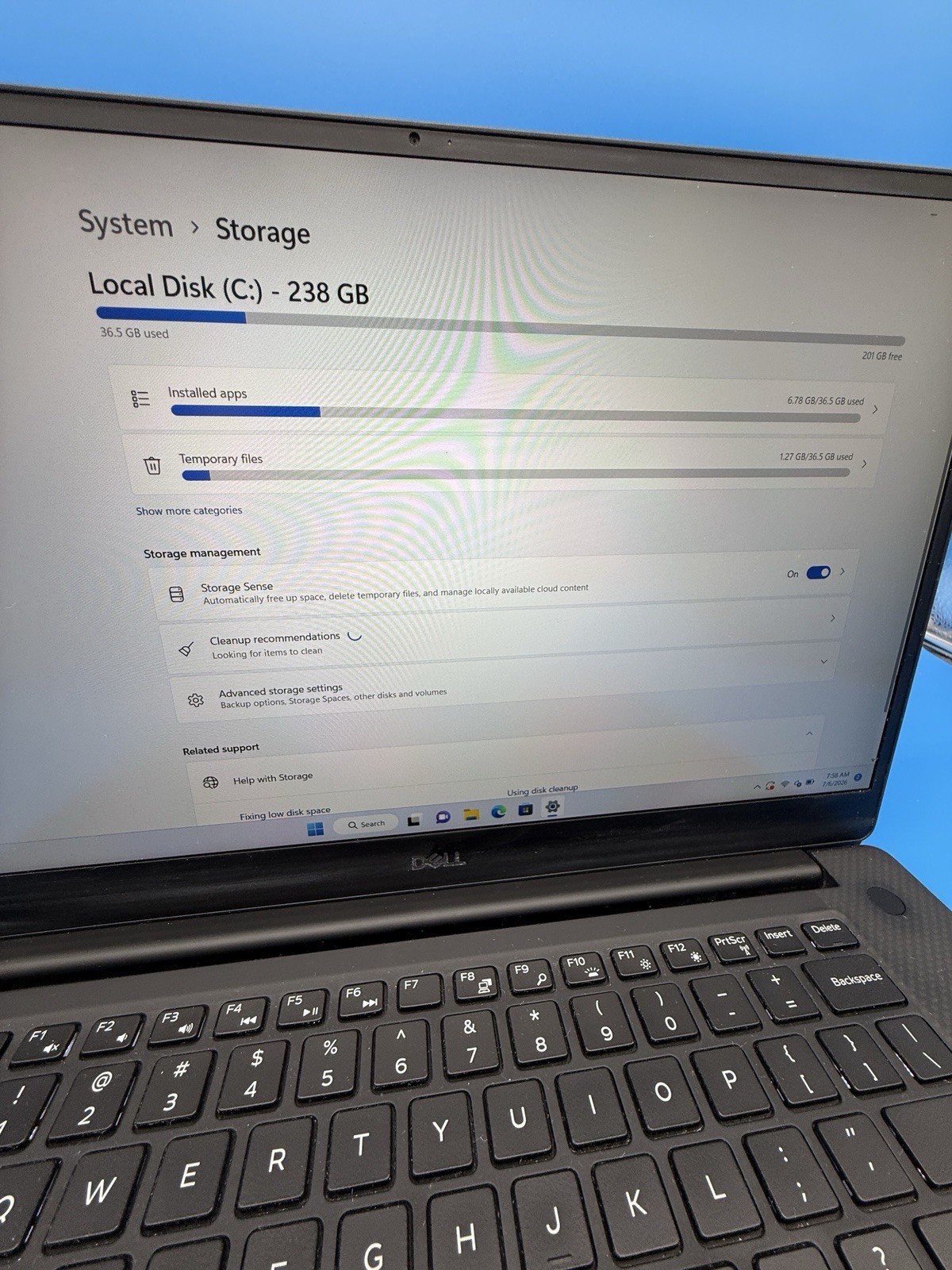 Dell XPS 15 7590 Intel Core i5-9300H 2.40 GHz 8GB RAM, 256GB SSD Win 11 PRO