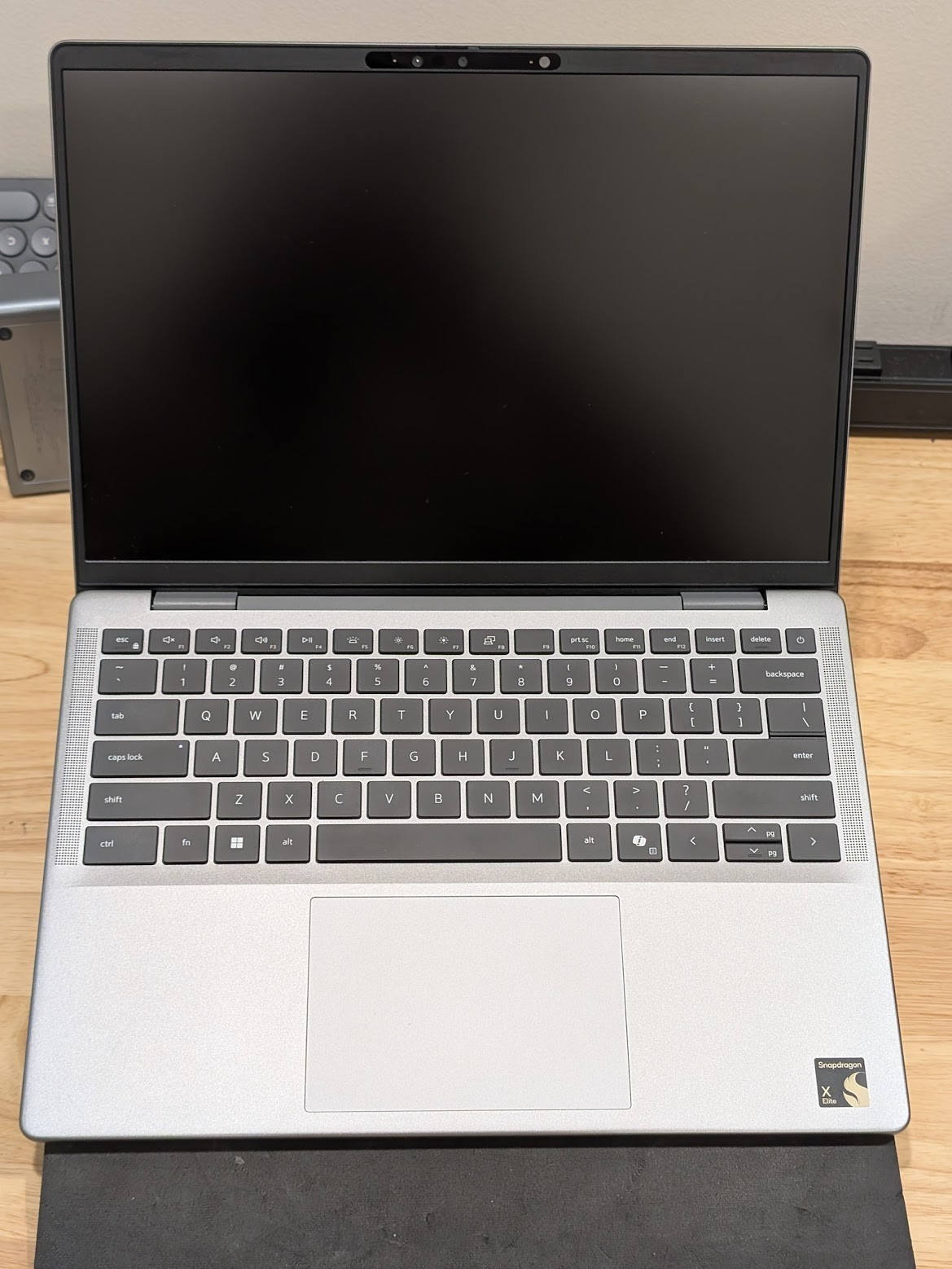 Dell Latitude 7455 14 QHD+ Touch Snapdragon X Elite 32GB 512GB SSD Adreno GPU