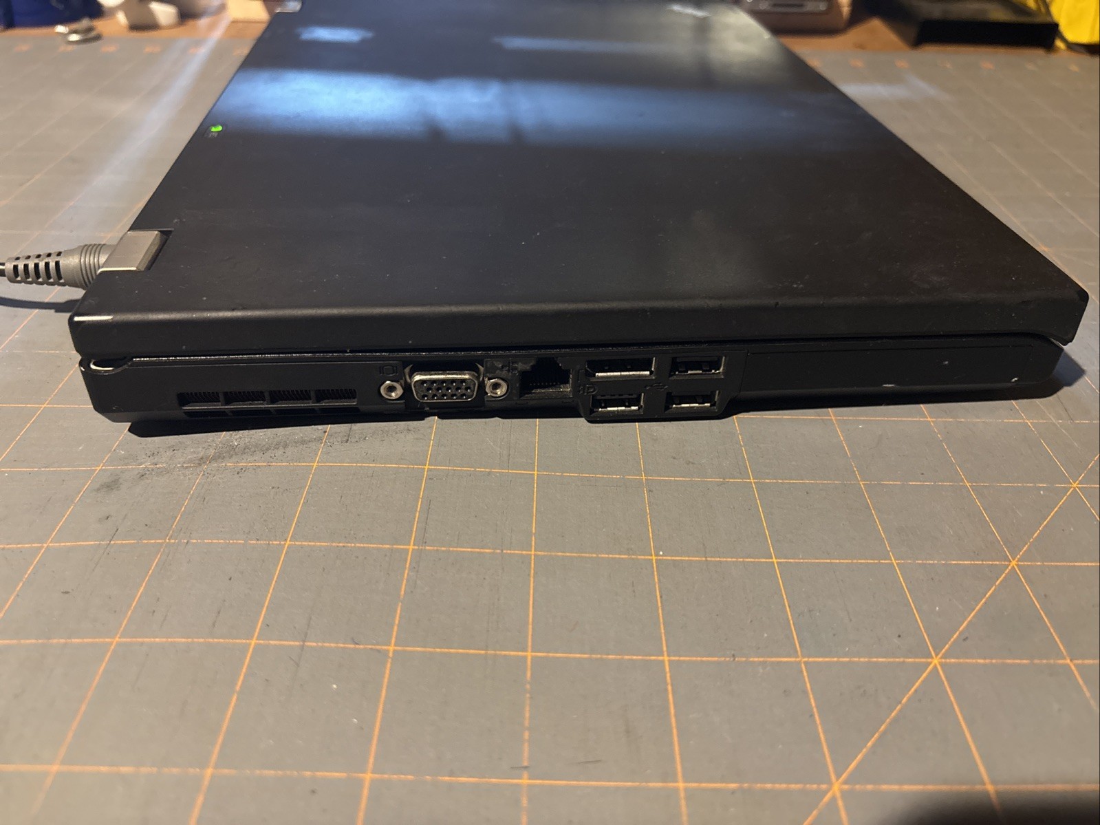 Thinkpad T410 i5 4GB 320GB Windows 7 Professional Grade B/C Working