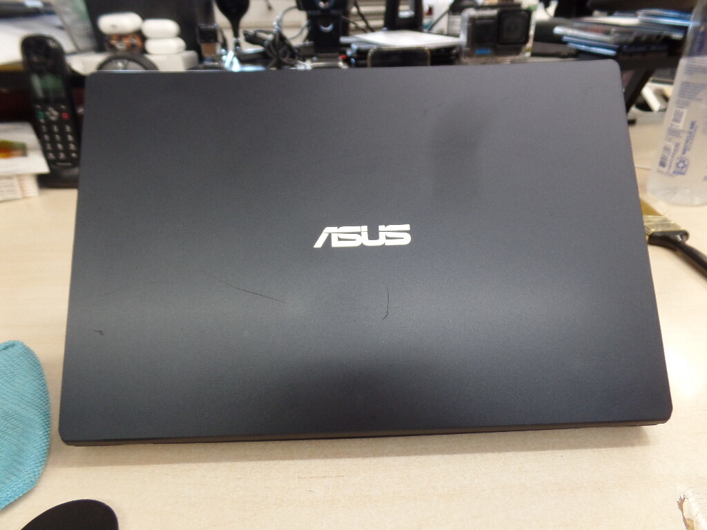Awesome 14″ Asus Vivobook E410ma Celeron N4020 1.10GHz 4GB 64GB SSD Win 11