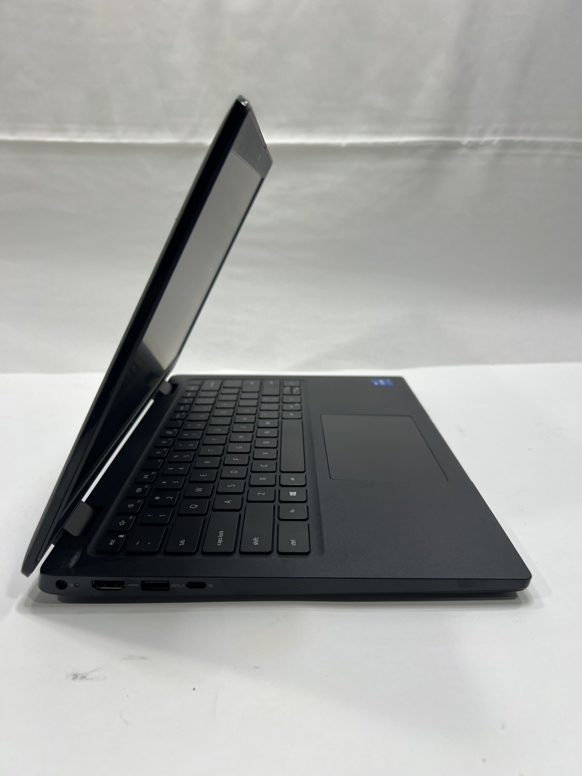 Dell Latitude 3420 Core i5-1135G7 2.40 GHz 8 GB 256 GB NVMe NO OS