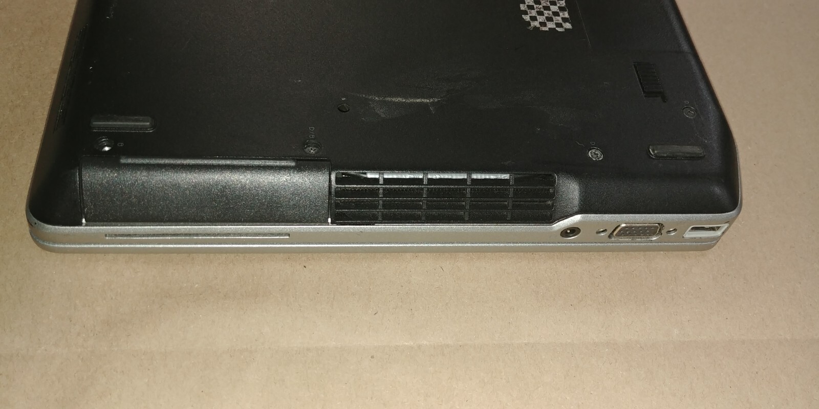 Dell Latitude E6420 14″ Intel i7-2720QM 6 GB 320 GB HDD