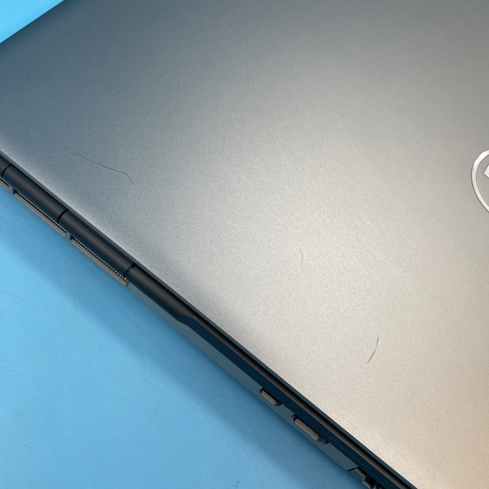 Dell Precision 7760 | i9-11950H | 64GB RAM | RTX A4000 | NO DRIVE/OS | 81% BATT