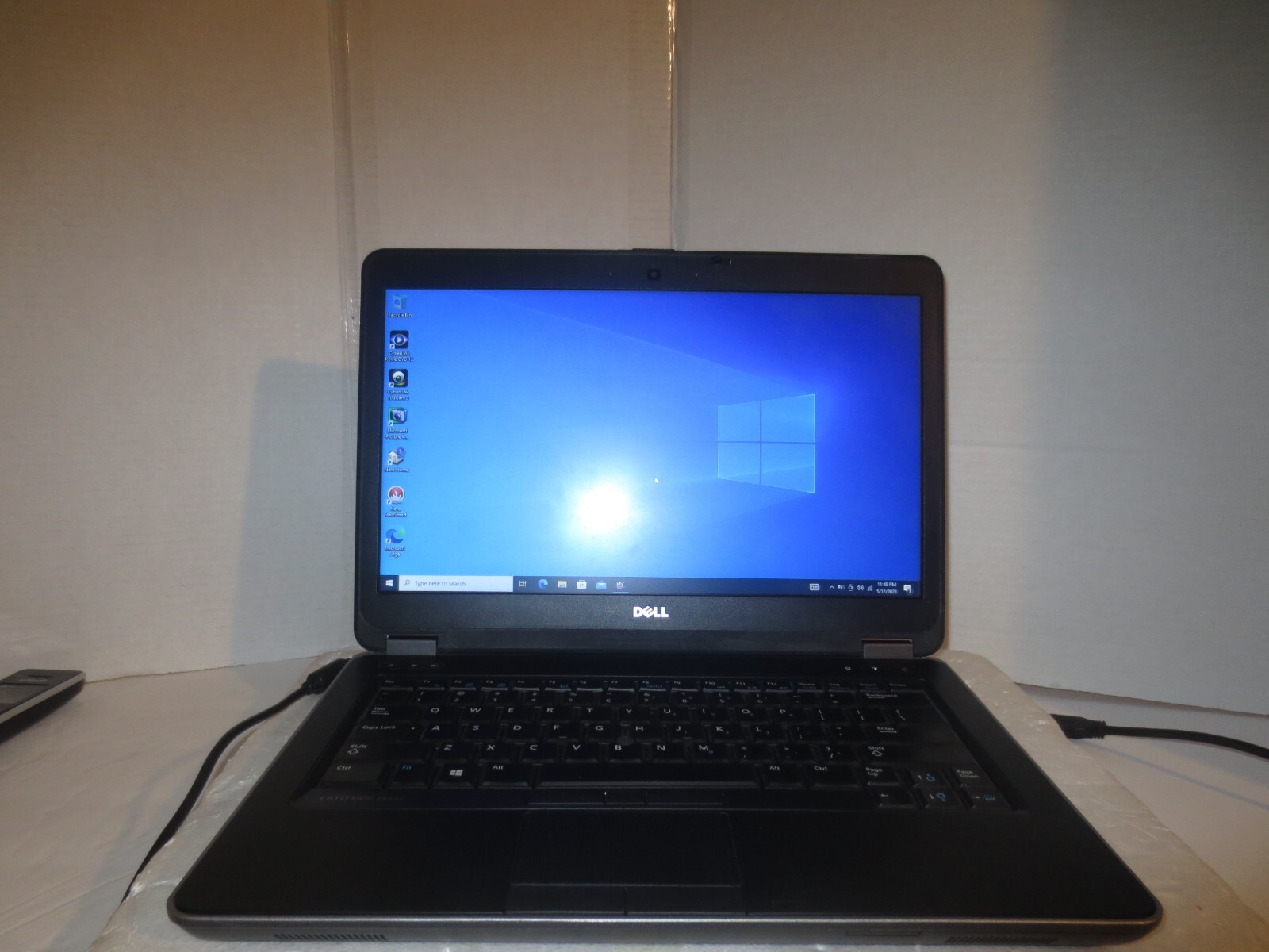 DELL LATITUDE E6440 14″ CORE i5-4310M@2.70GHz 4GB RAM 500GB HDD WINDOWS 10