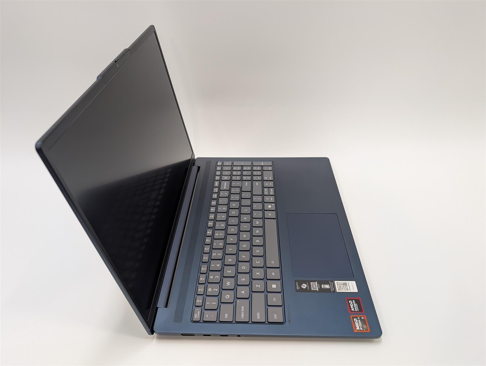 Lenovo IdeaPad Slim 5 16″ Ryzen AI 7 350 16GB 1TB SSD Radeon Blue Used-Very Good