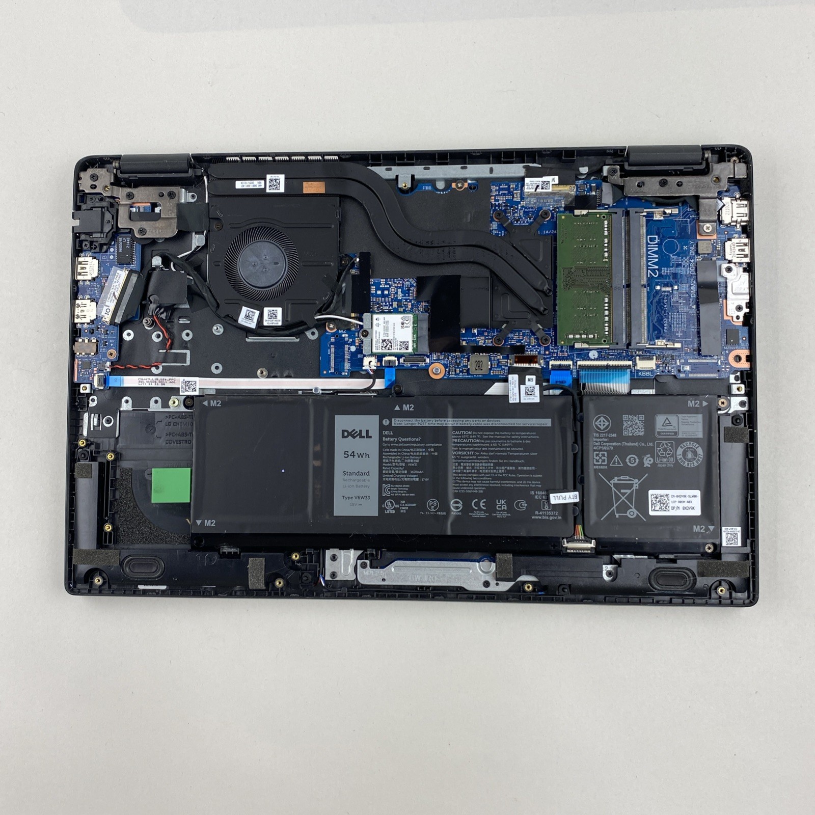 Dell Latitude 3520 Intel Core i5-1135G7 2.40GHz 8GB RAM 15.6″ No HDD No OS