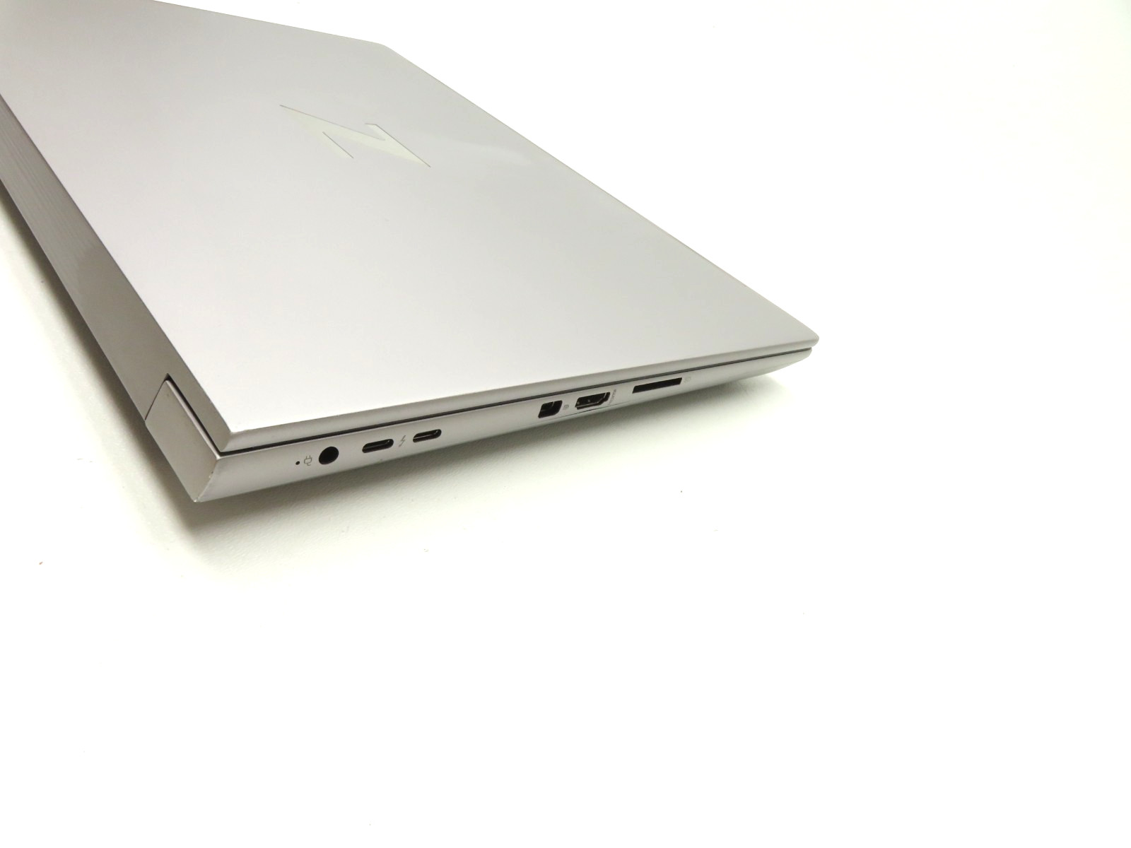 HP ZBook Fury 16 G9 16″ Intel Core i9-12950HX 2.3GHz 64GB RAM 1TB SSD RTX A2000