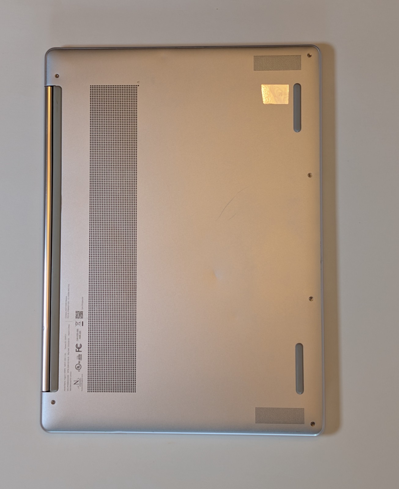 Lenovo Yoga 9 14IRP8 i7 13th Gen /16GB 512GB /14″ /Touch 2‑in‑1. ~JGV~