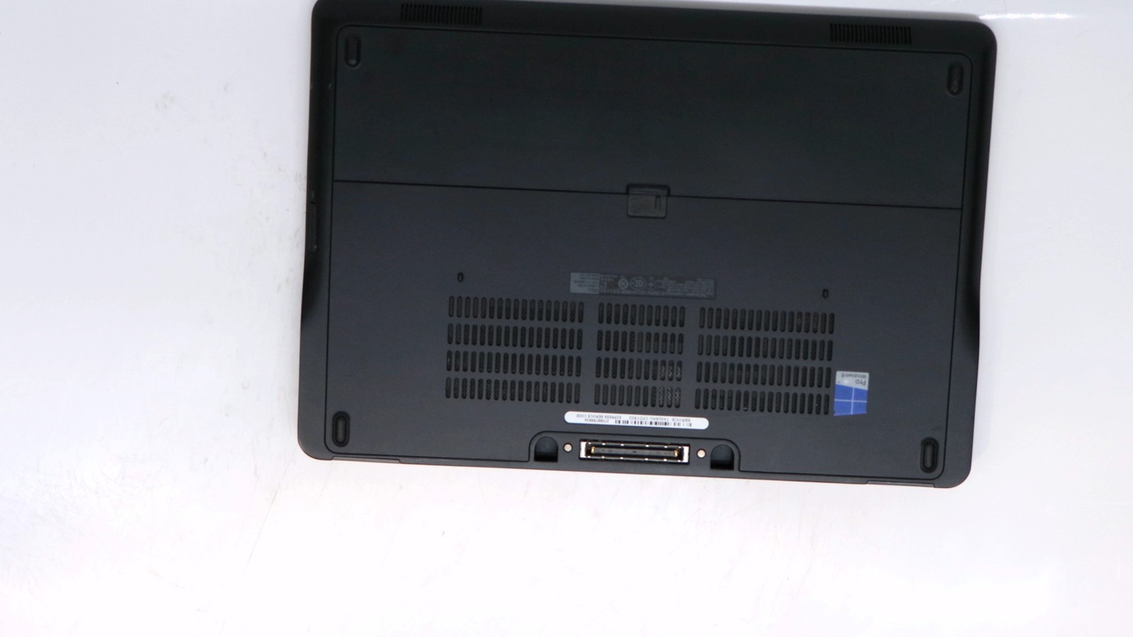 Dell Latitude E7450 14″ i5-5300u 8GB 256GB – Fair READ DESC
