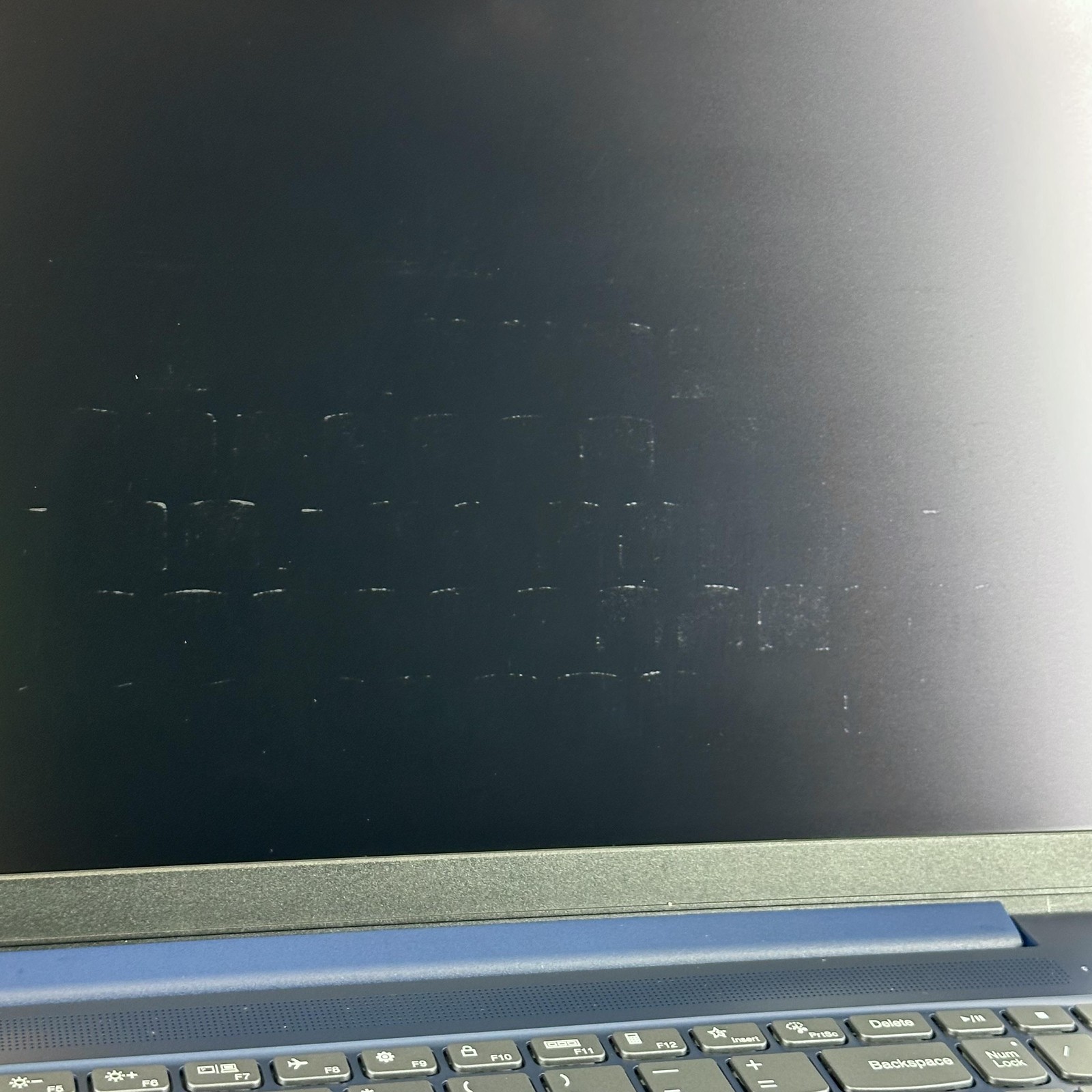 Lenovo IdeaPad Slim 3 15.6 FHD TOUCH 1.2 GHz i3-1315U 8GB 512GB SSD Good