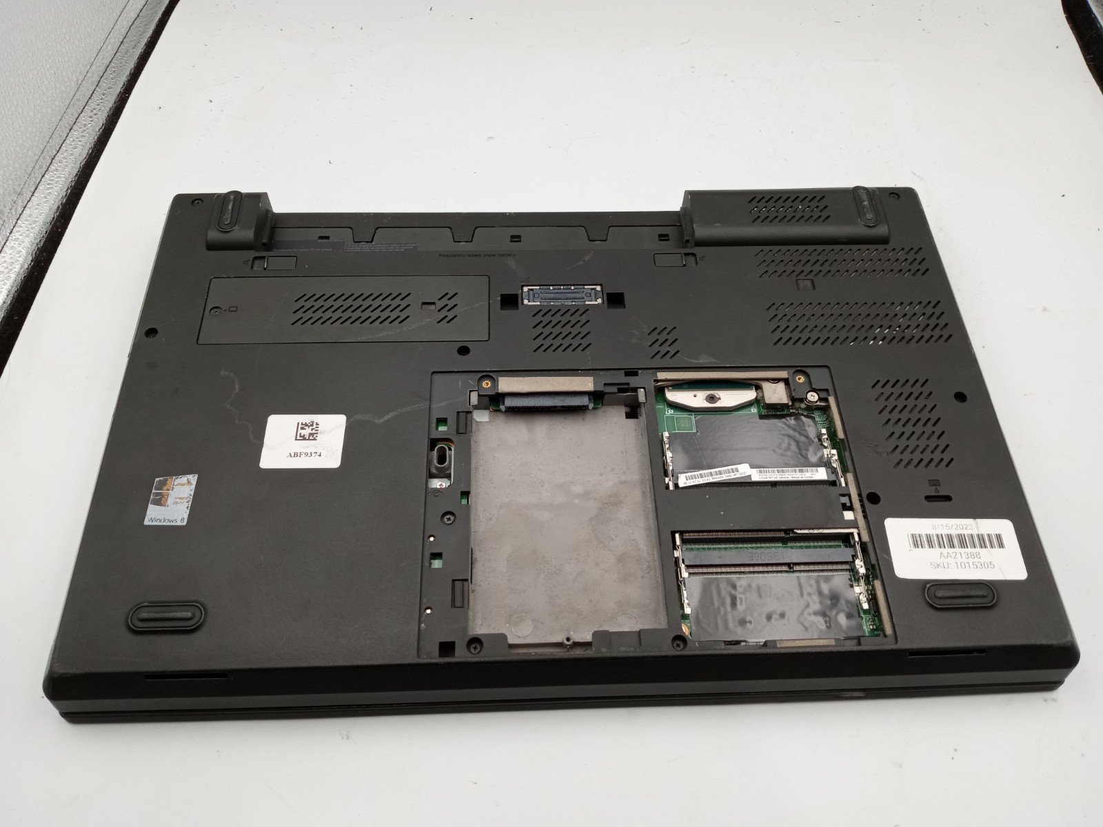 Lenovo ThinkPad W540 15″ Laptop Intel Core i7-4700MQ – PARTS / REPAIR – READ -RR