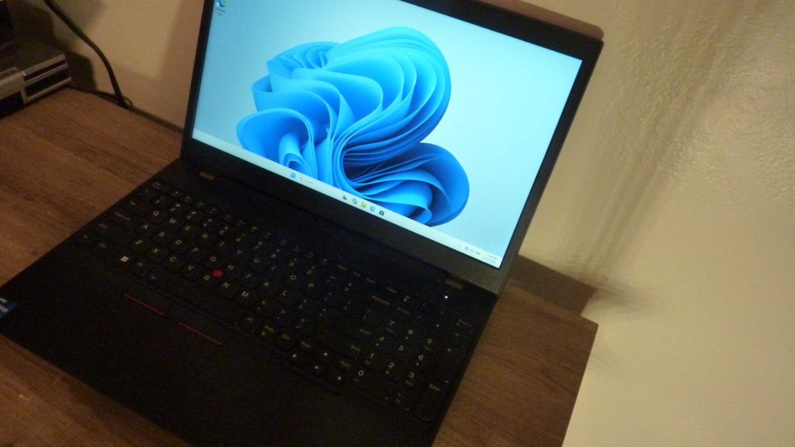 Lenovo ThinkPad P15v Gen 3 i7-12700H 16GB 1TB SSD NVIDIA T600 Win11 Pro +OEM AC