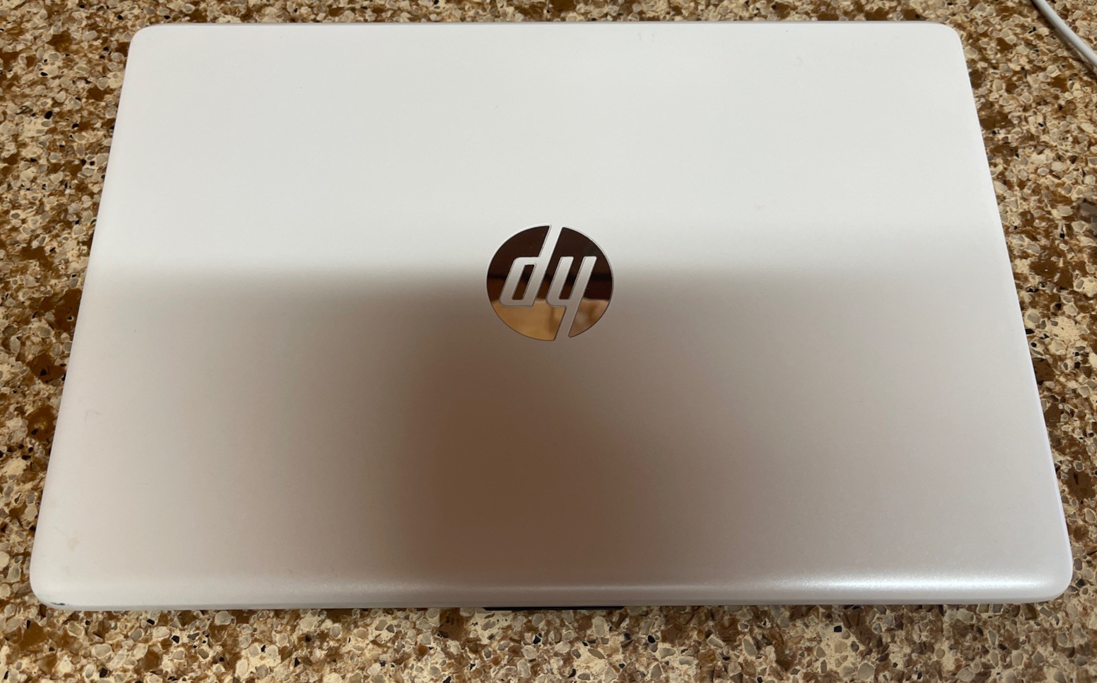 HP Stream 11-ak1012dx Laptop – Pearl White –Excellent Condition