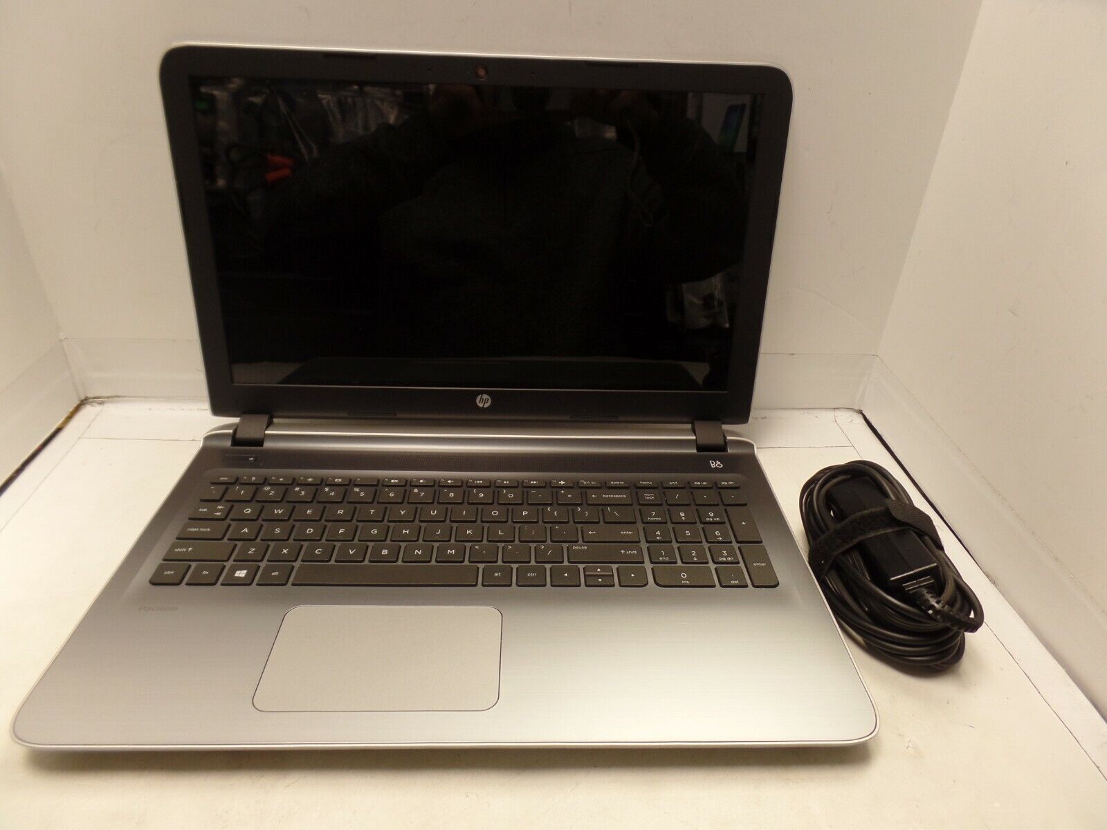 HP Pavilion 15-ab121dx 1.80Ghz AMD Quad-Core A10-8700P 6GB 1TB 15.6” HD WLED