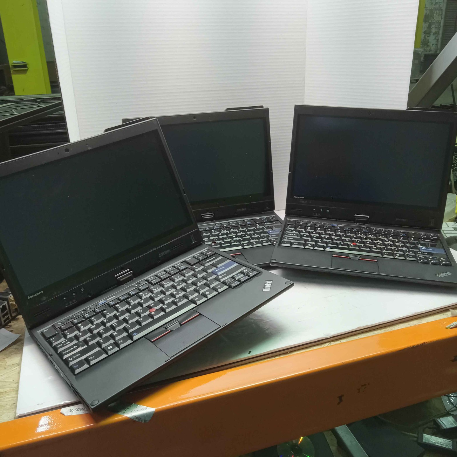 Lot of 3 Lenovo ThinkPad X220 Tablet PC Intel 2nd Gen No HDD – BROKEN READ ^