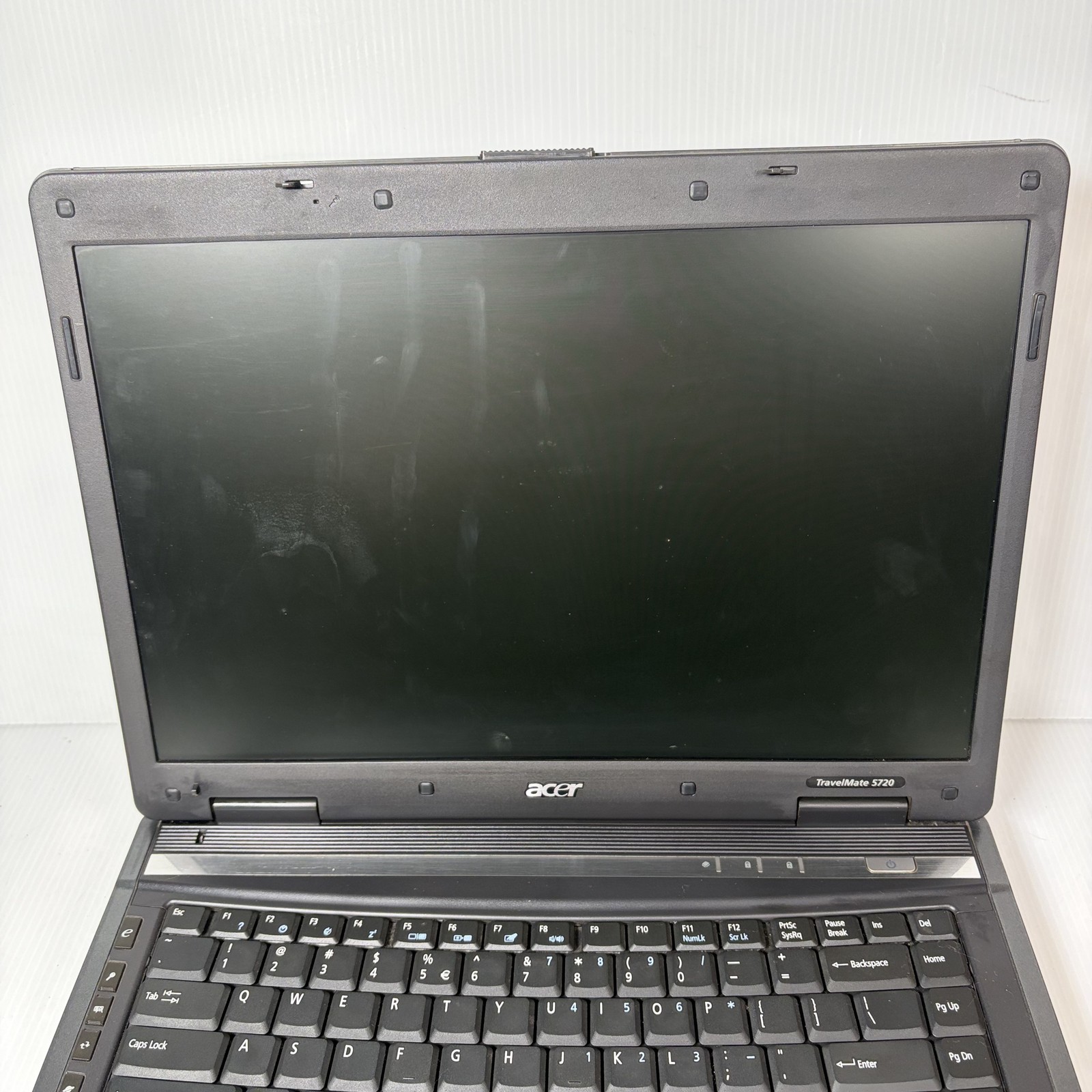 AS IS Acer TravelMate 5720-6722 15.4″ Laptop Intel Core 2 Duo 120GB HDD Win XP