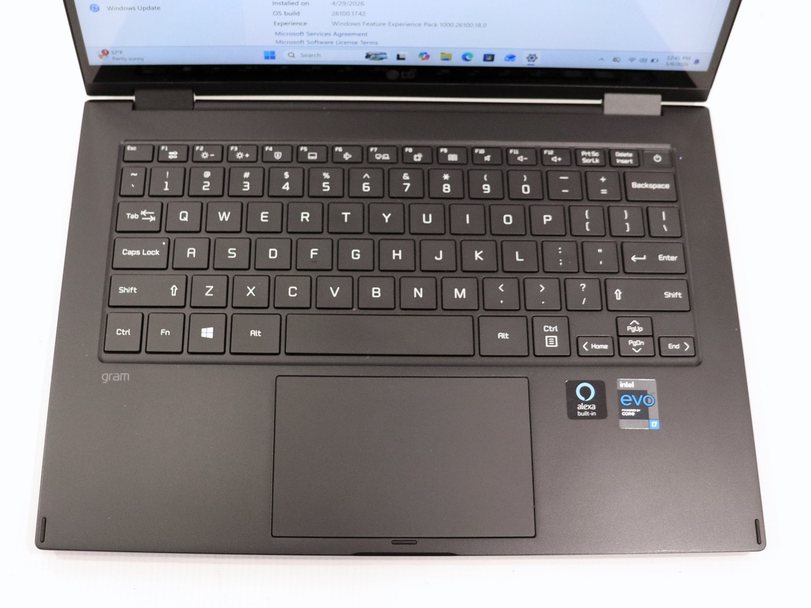 LG Gram 14T90P-K.AAB9U1 14″ Intel i7-1165G7 16GB 1TB SSD Win 11 Home – Read