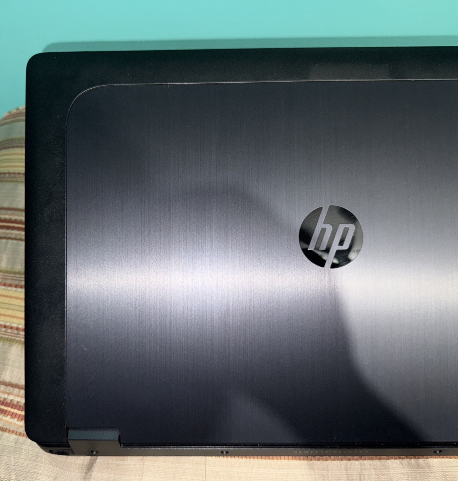 HP ZBOOK 17 G1 (i7-7820HQ 3.90GHZ, 512GB SSD, No RAM, Quadro P3000) FOR PARTS