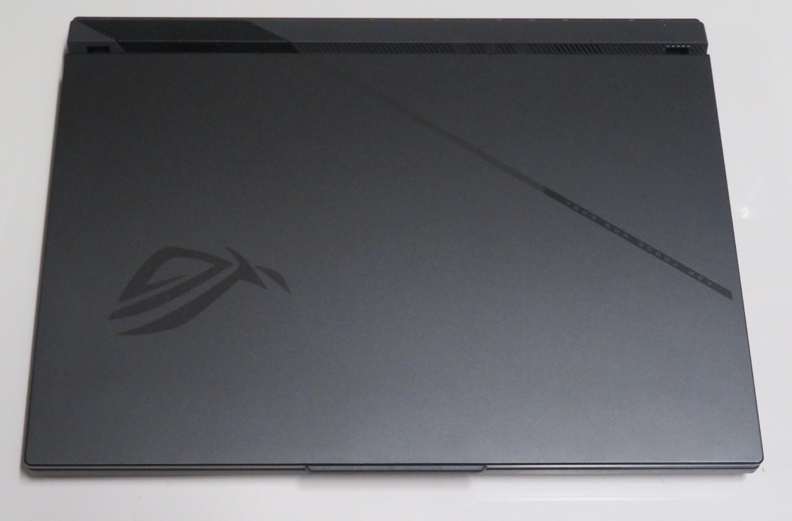 ASUS ROG Strix G16 Gaming Laptop 16″ AMD Ryzen 9 8940HX RTX 5070 Ti 16GB 1TB