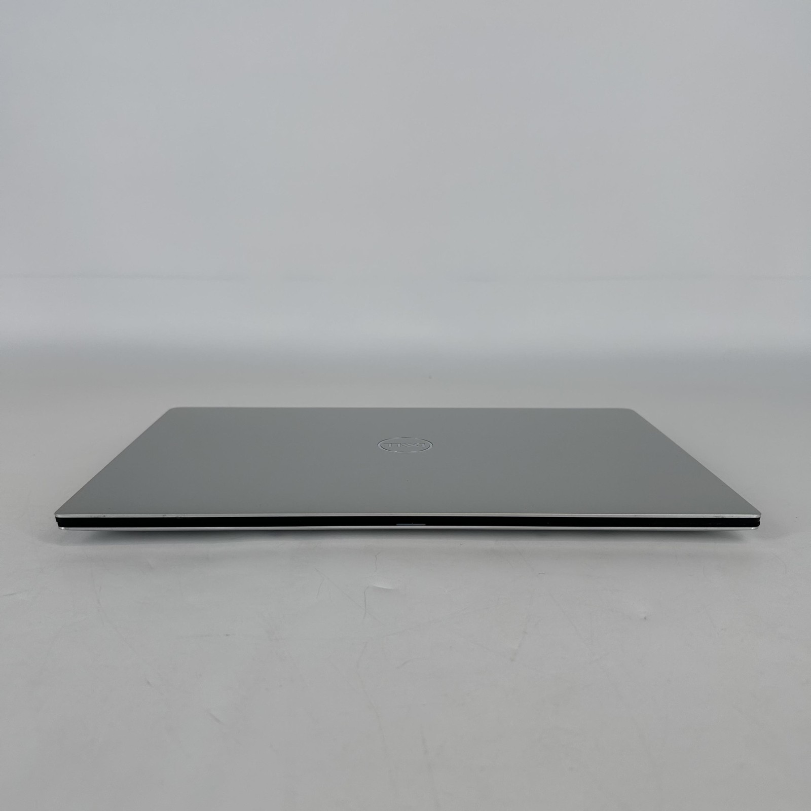 Dell XPS 13 7390 FHD i7-10710U 1.10GHz 16GB RAM 512GB SSD Good