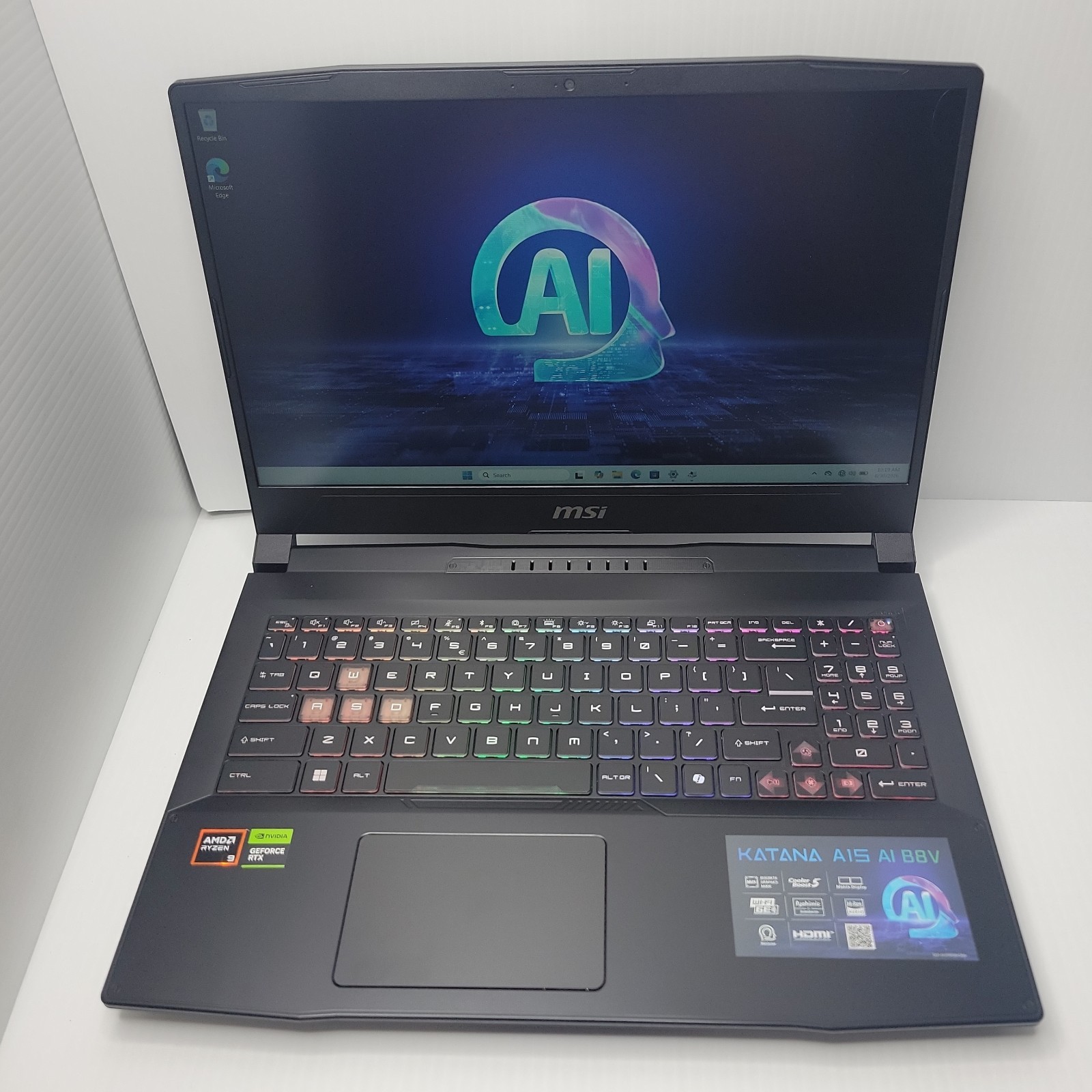 MSI Katana A15 AI B8VF 15.6″ Ryzen 8945HS RTX 4060 16GB Ram 1TB SSD Win 11 Home