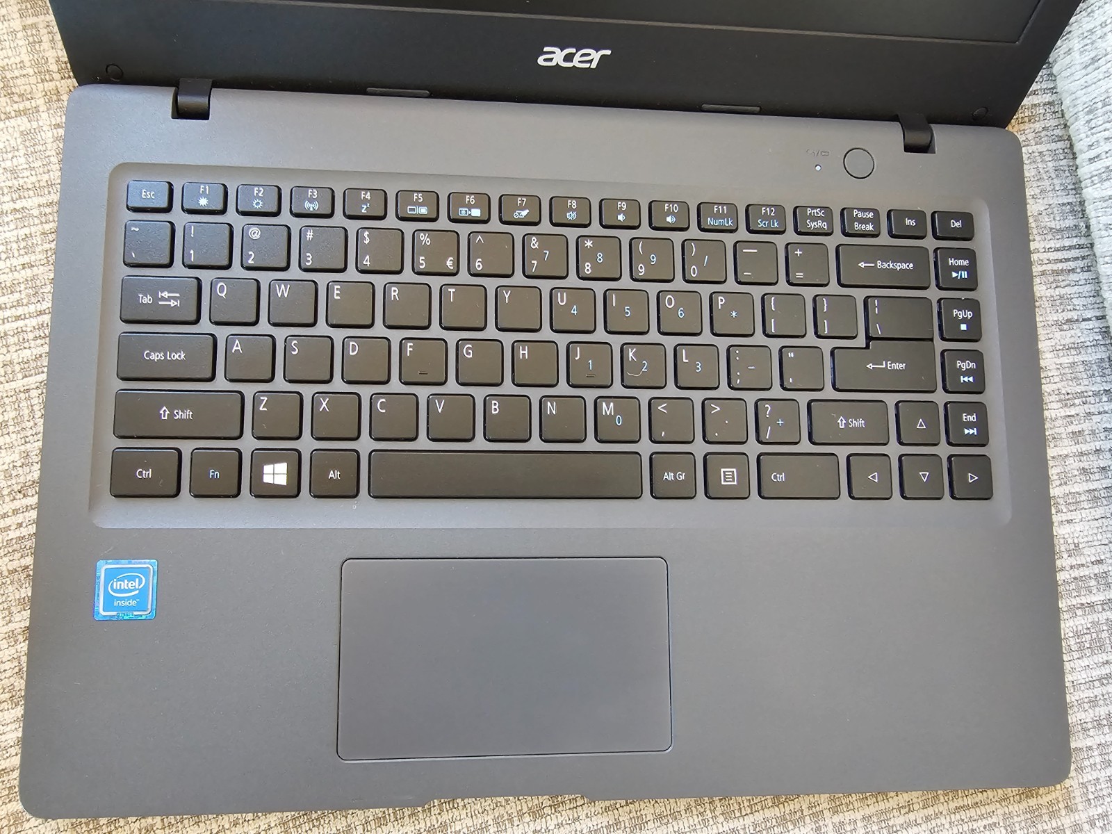 Acer N15V2 14″ Notebook AO1-431 Series With Charger – Works Great, NO HDD – Nice