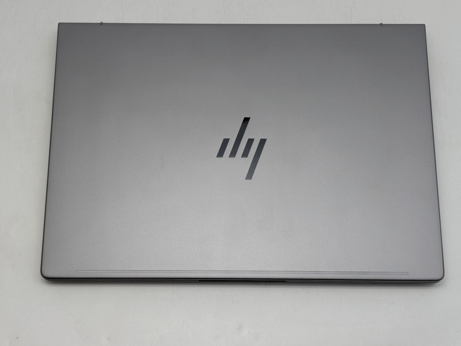 HP ZBook 8 G1i 14 14″ Ultra 7 265U 32GB DDR5 512GB SSD Windows 11 Home