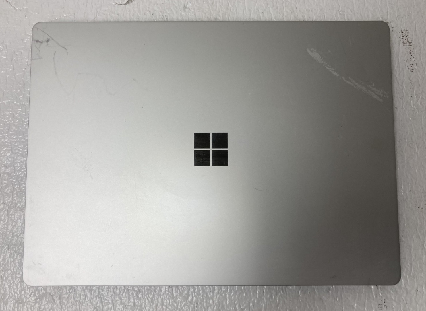 Microsoft 1769 13.5″ i7-7660U 2.5GHz 16GB RAM 512GB SSD Win10Pro Parts *READ
