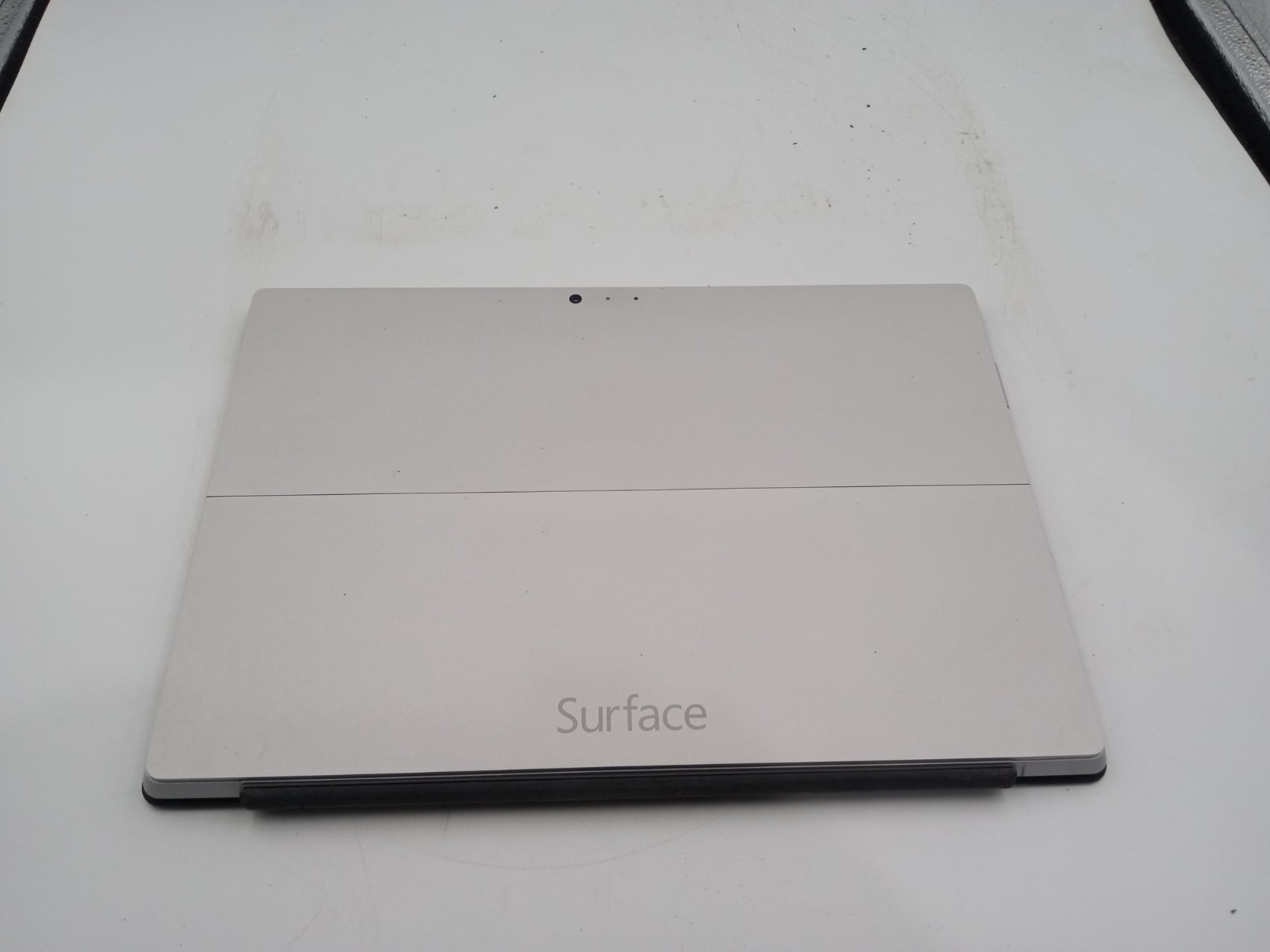 Microsoft Surface Pro 3 1631 12″ i7-4650U 8GB RAM 256GB SSD W11 with Case -RR