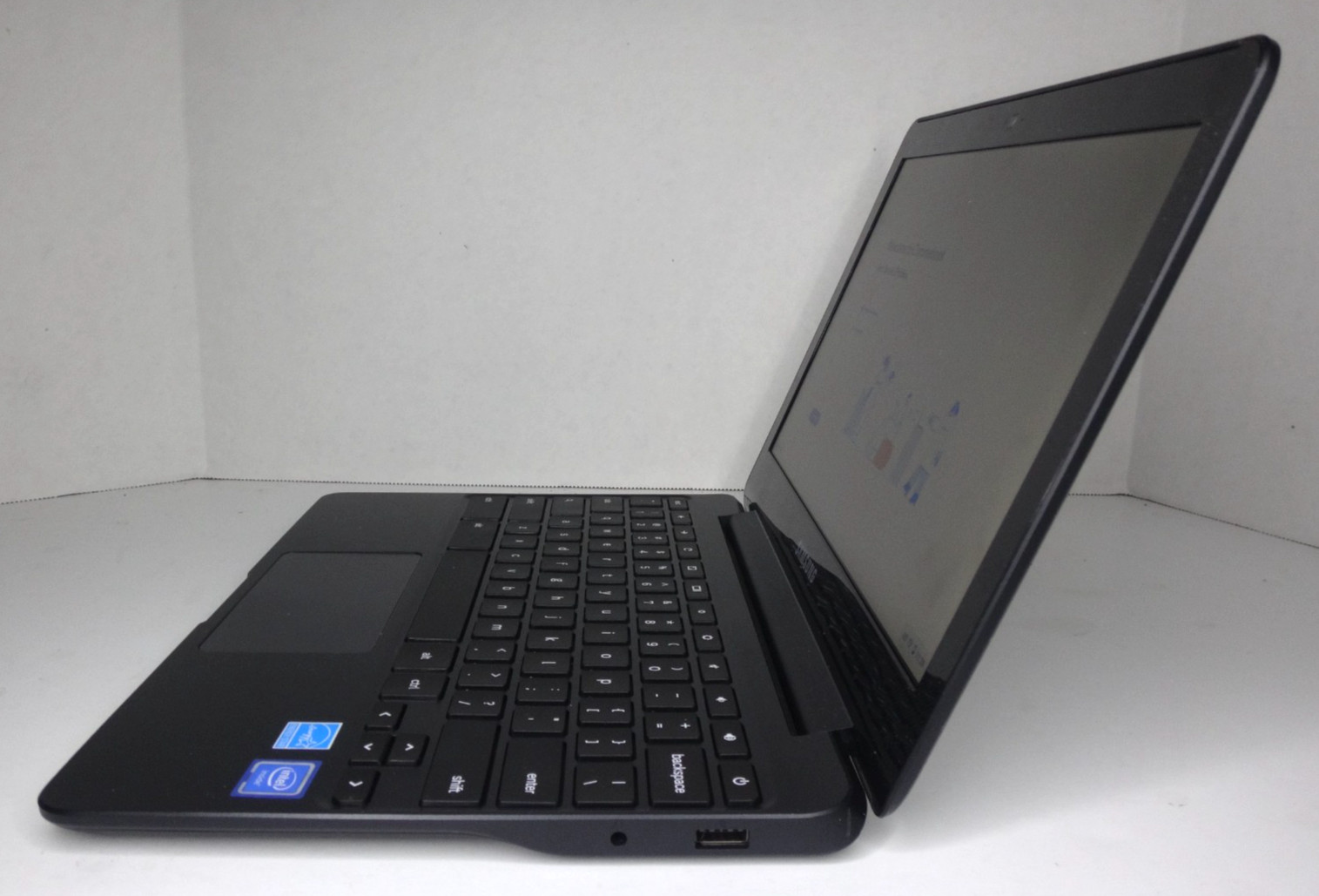 Samsung Chromebook XE500C13 11.6 Notebook Laptop GOOD BATTERY / TESTED / WORKING