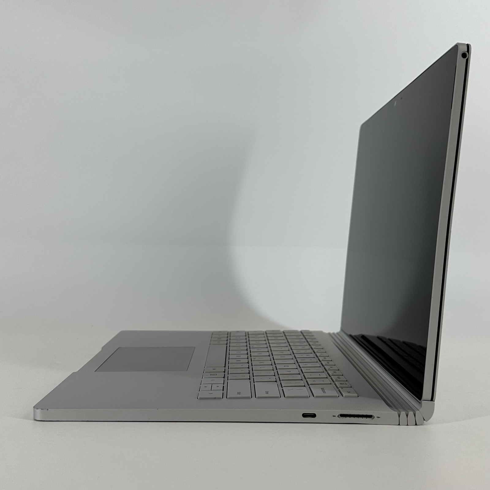 Microsoft Surface Book 2 13.5 QHD+ TOUCH i7-8650U 1.90GHz 16GB 512GB GTX 1050