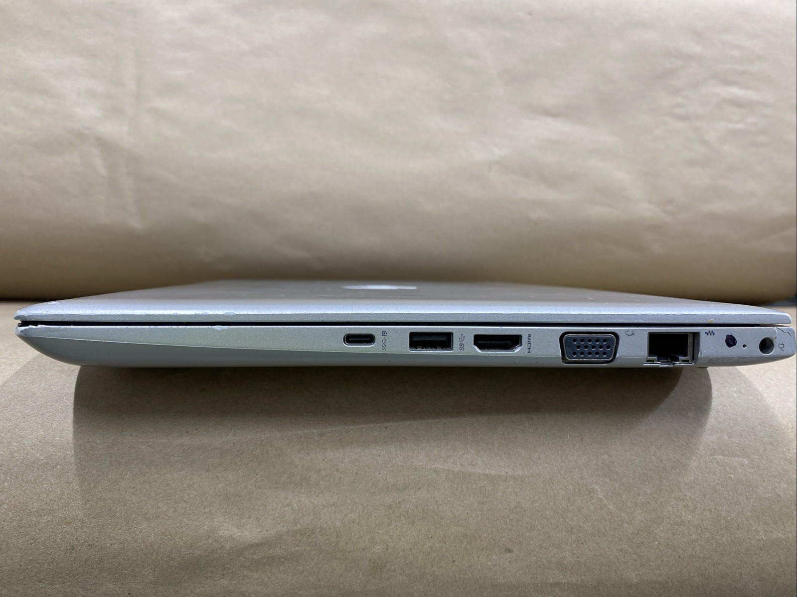HP 440 G5 – 14″ 1366×768 – i5-8250U – 4GB – 128GB SSD – Win 11 Pro