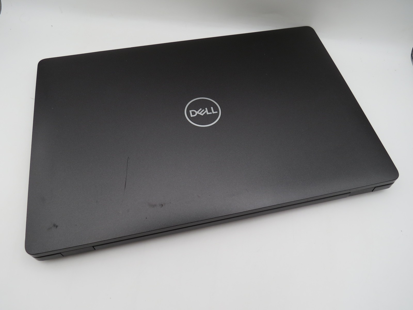 Dell Latitude 5500 i5-8265U @ 1.6GHz 8GB DDR4 512GB m2 15.6″ Win 11