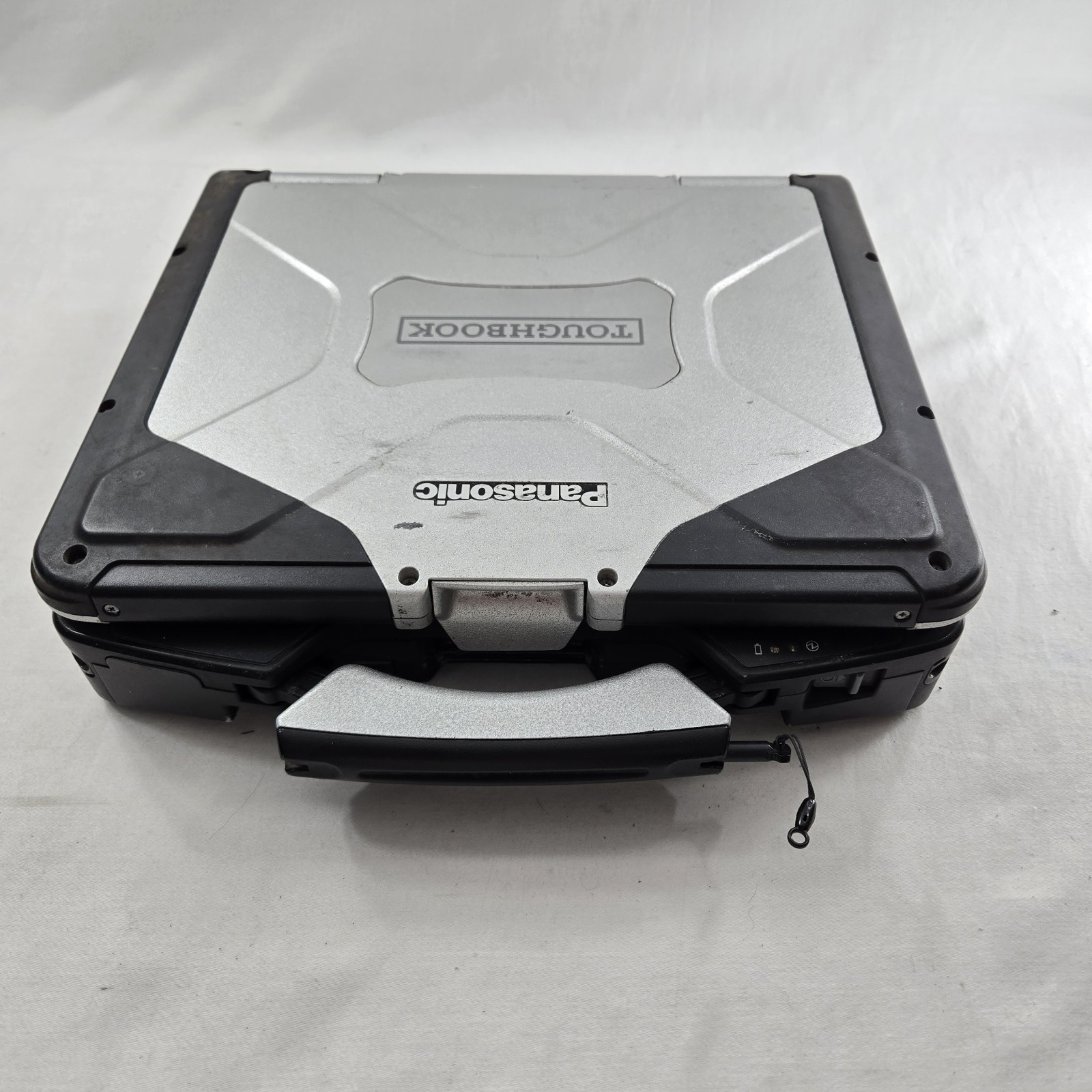 Panasonic Toughbook CF-31 MK5 i5-5300U 2.30GHZ 8GB RAM — No HDD & No OS — READ