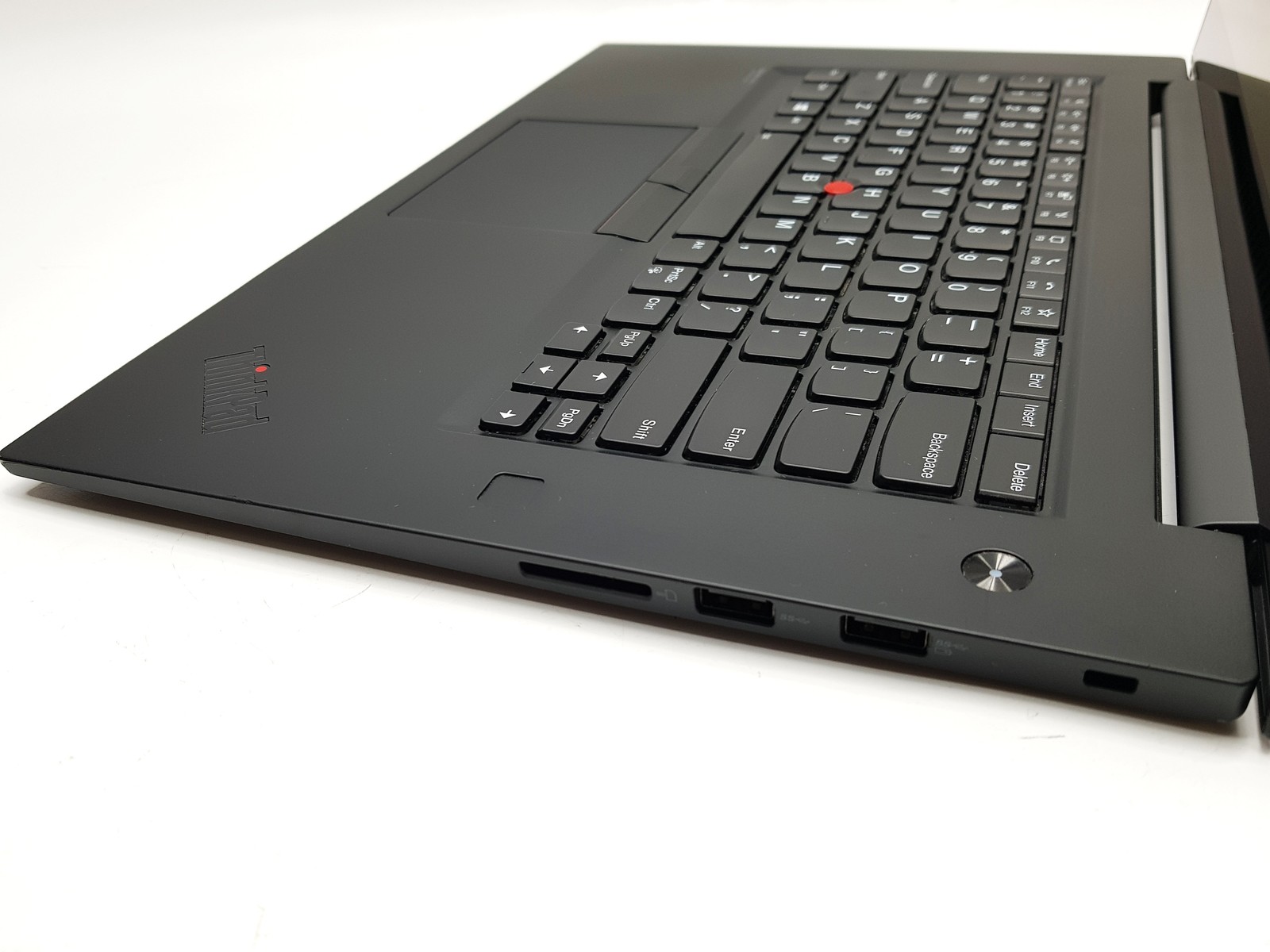 Lenovo Thinkpad P1 Gen 3 15.6″ 4K i7-10850H 16GB/512GB SSD T1000 Max Q W11 Pro