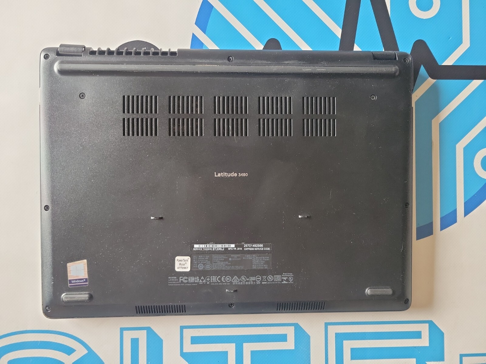 *Damaged Case* Dell Latitude 3480 Intel Celeron 3865U 1.80GHz **No HDD, RAM, AC