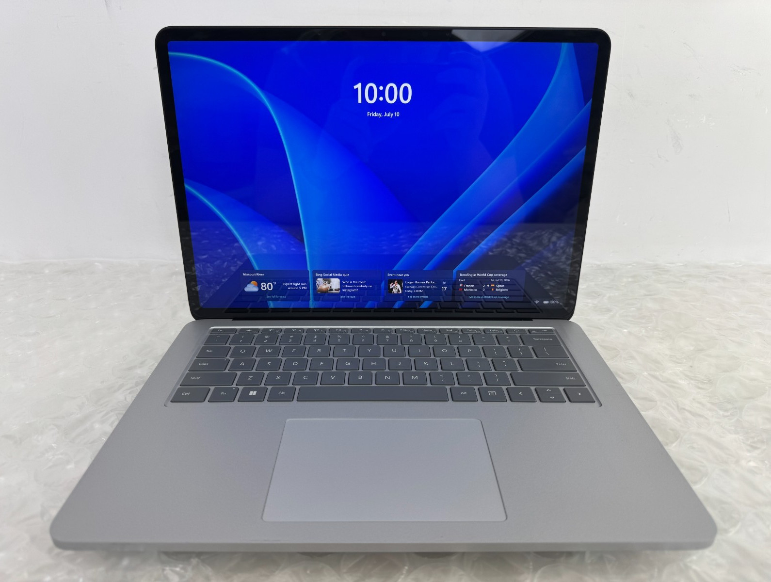 Microsoft Surface Laptop Studio i7-11370H 32GB 1TB SSD RTX 3050 Ti 14.4″ W11P
